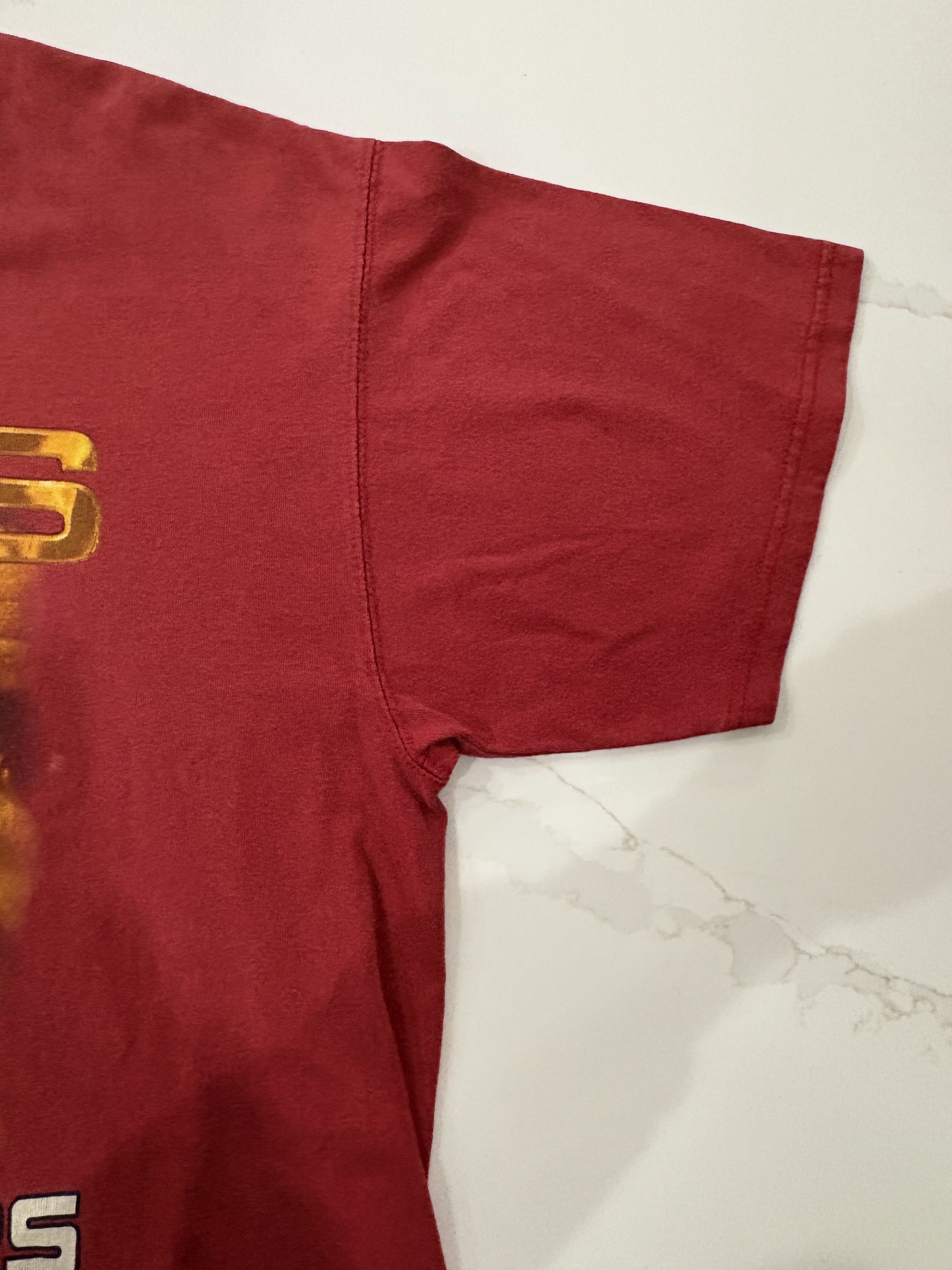 NBA Rare Vintage LeBron James Rookie Tee Cavs NBA Sports XL Size US XL / EU 56 / 4 - 11 Thumbnail
