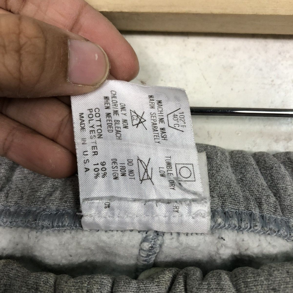 Champion 🔥VINTAGE JOGGER PANTS CHAMPION REVERSE WEAVE Size US 29 - 19 Thumbnail