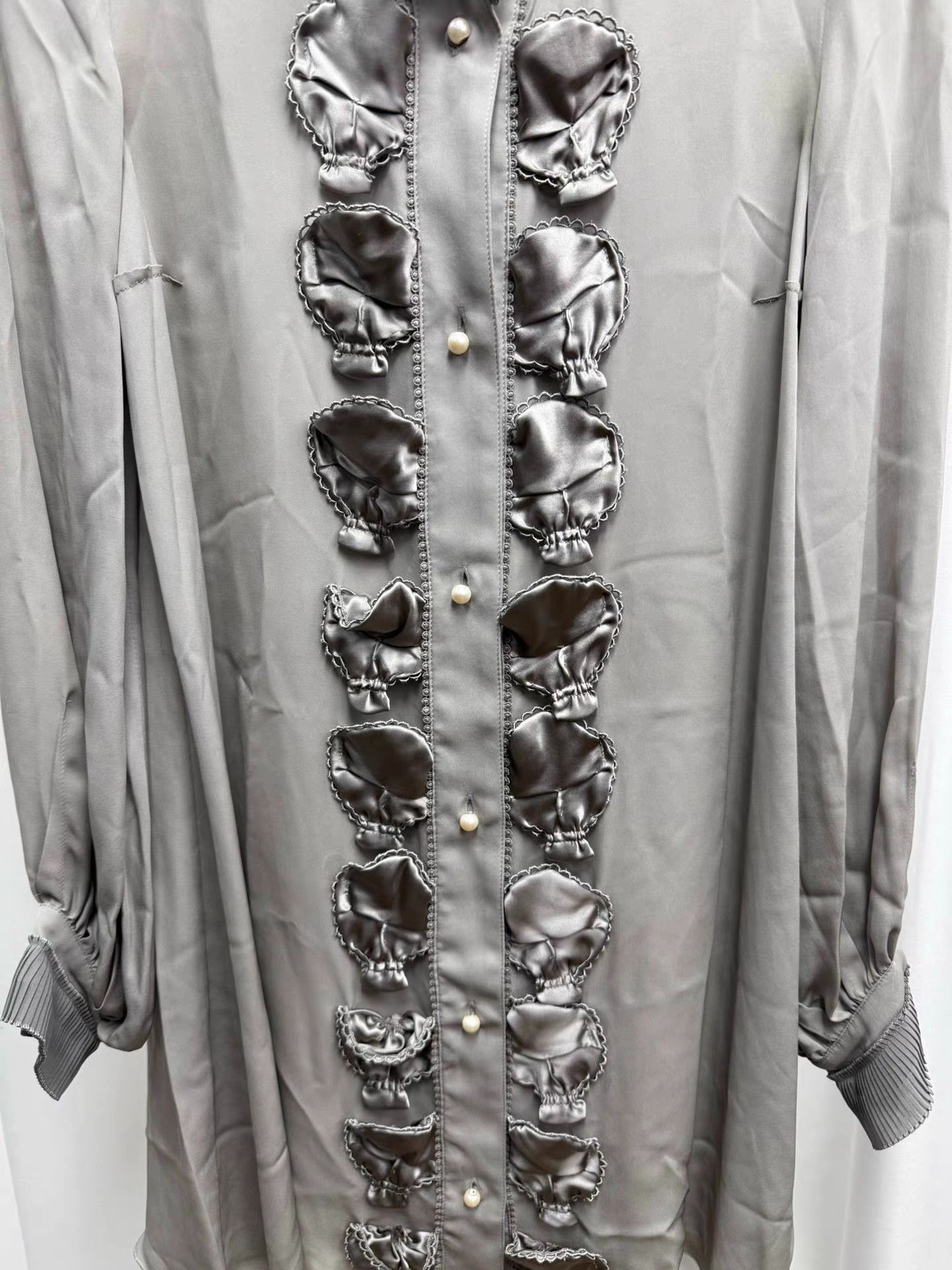 Undercover UNDERCOVER Silk Skull Patch Shirt K20 Size XS / US 0-2 / IT 36-38 - 2 Thumbnail