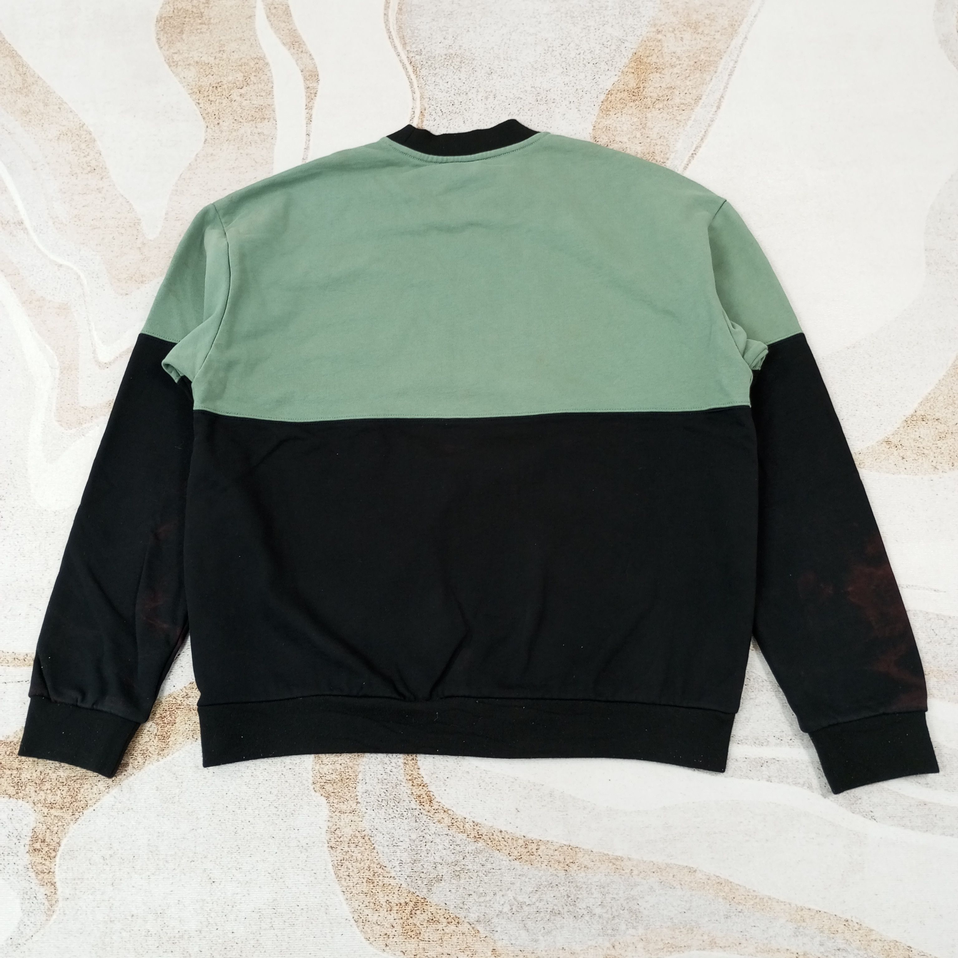 Vintage Fendi Spellout Design Sweatshirt c234n25 Size US L / EU 52-54 / 3 - 5 Thumbnail
