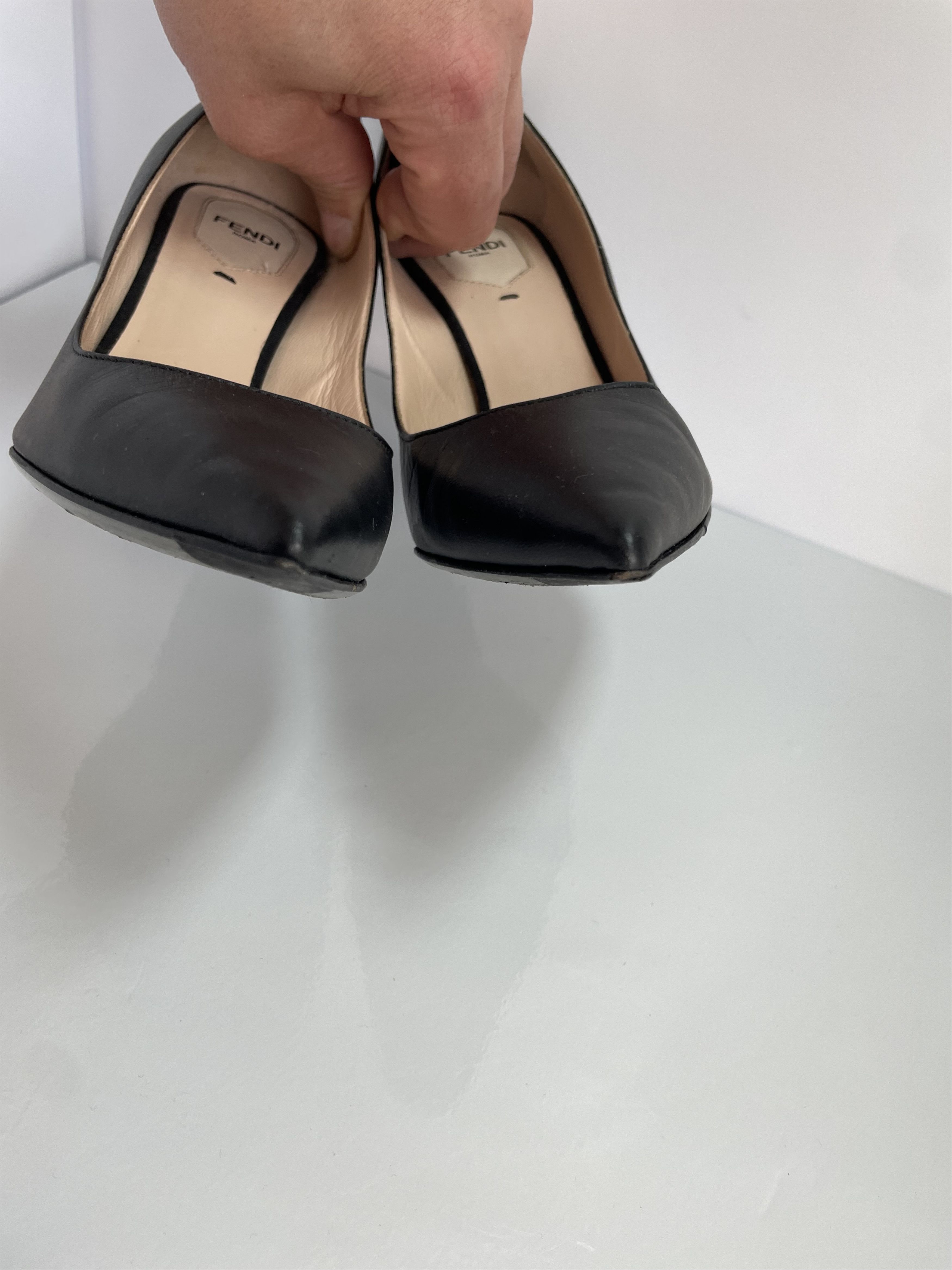Fendi Fendi leather pumps Size US 7.5 / IT 37.5 - 4 Thumbnail