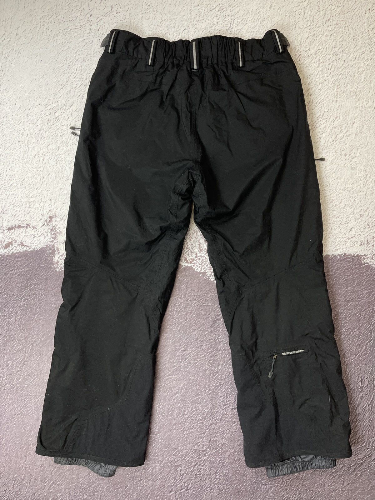 Nike ACG Nike ACG vintage y2k black outdoor snow pants ski Size US 38 / EU 54 - 13 Thumbnail
