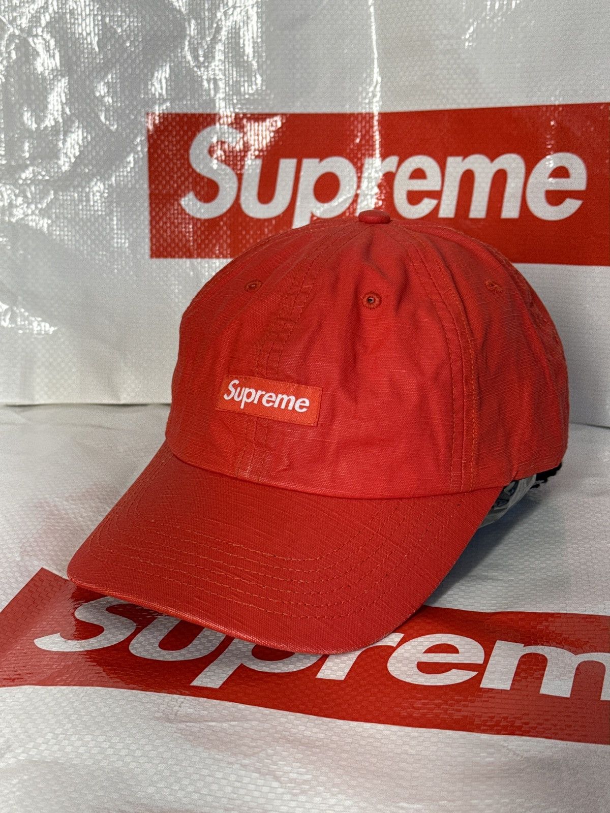 キャップ Supreme Small Box Coated Linen 6-Panel Camp Cap SS 22 WEEK 3 Supreme Small Box Coated Linen 6-Panel Camp Cap SS 22 WEEK 3