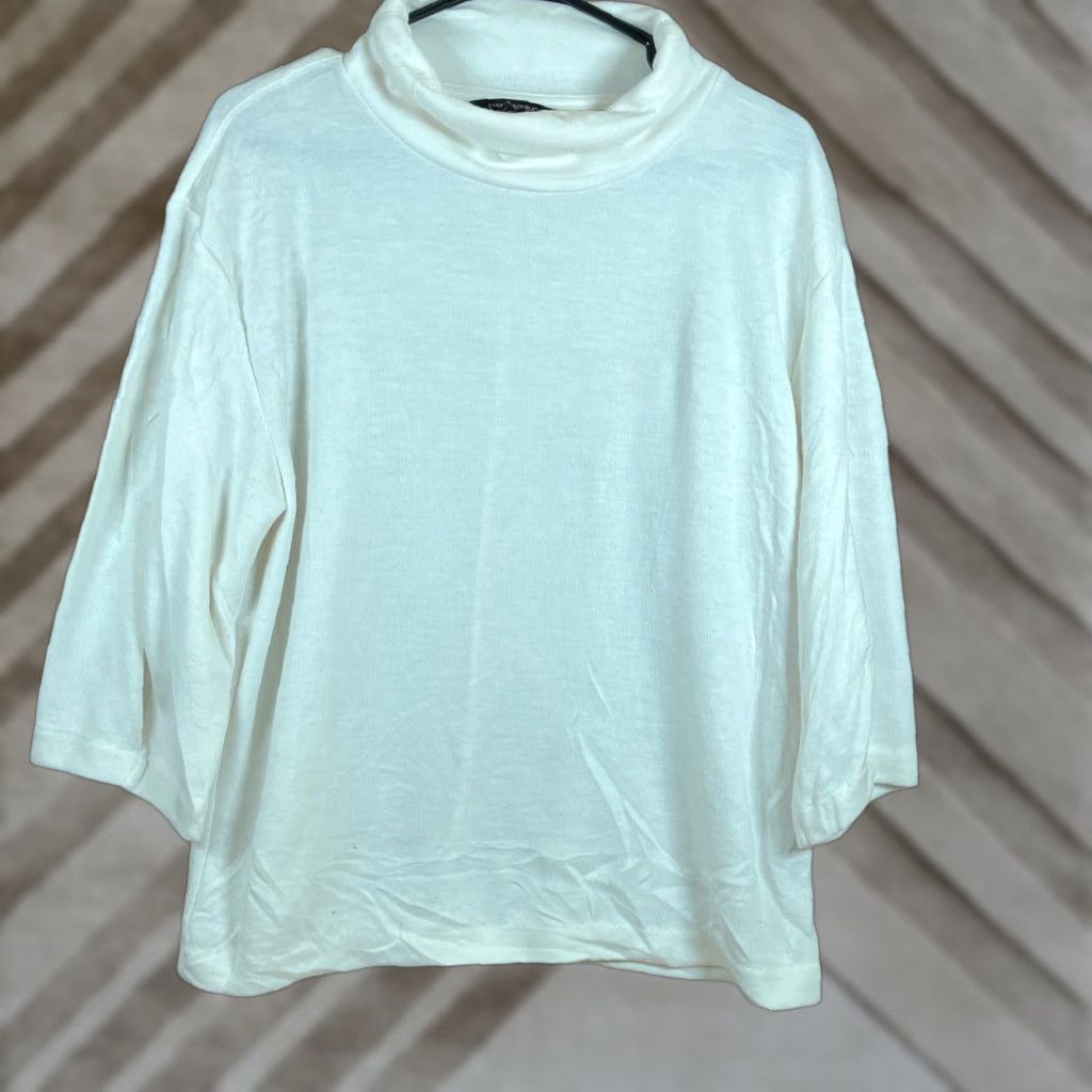 Banana Republic Banana Republic Womens Sweater Cream High Neck Long Loose Sleeve Soft Stretch M Size M / US 6-8 / IT 42-44 - 1 Thumbnail