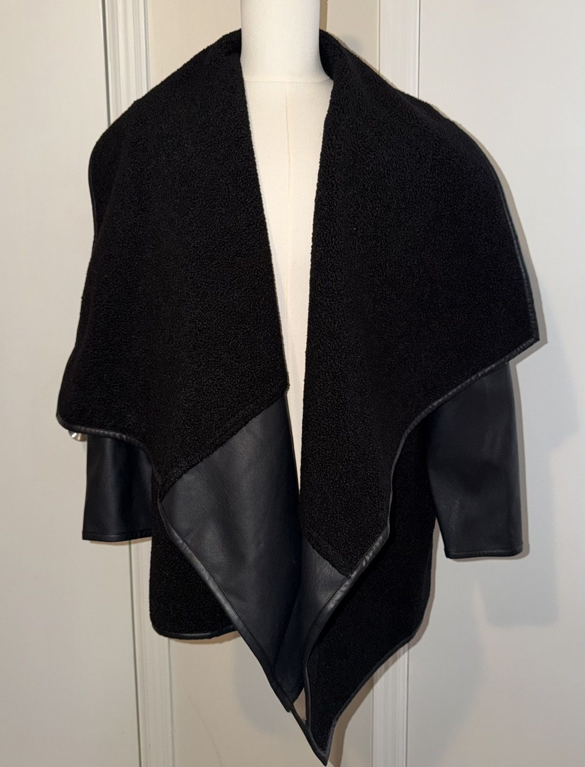 Spanx Spanx Black Fleece & Faux Leather Womens Long Wrap Jacket 2X Size XXL / US 16-18 / IT 52-54 - 2 Thumbnail