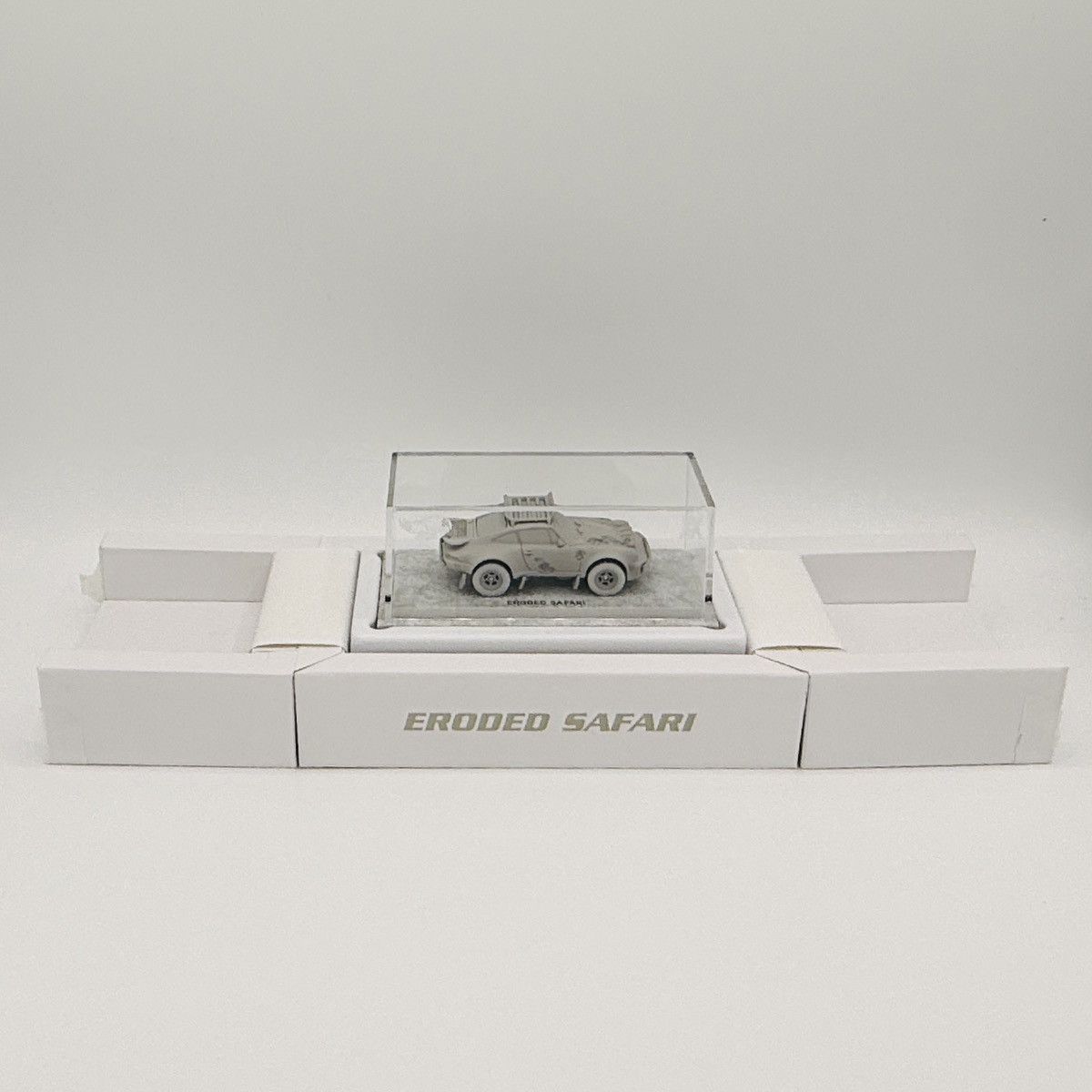 Daniel Arsham × Porsche Design Daniel Arsham x Hot Wheels Eroded Porsche 911 Safari Size ONE SIZE - 5 Thumbnail