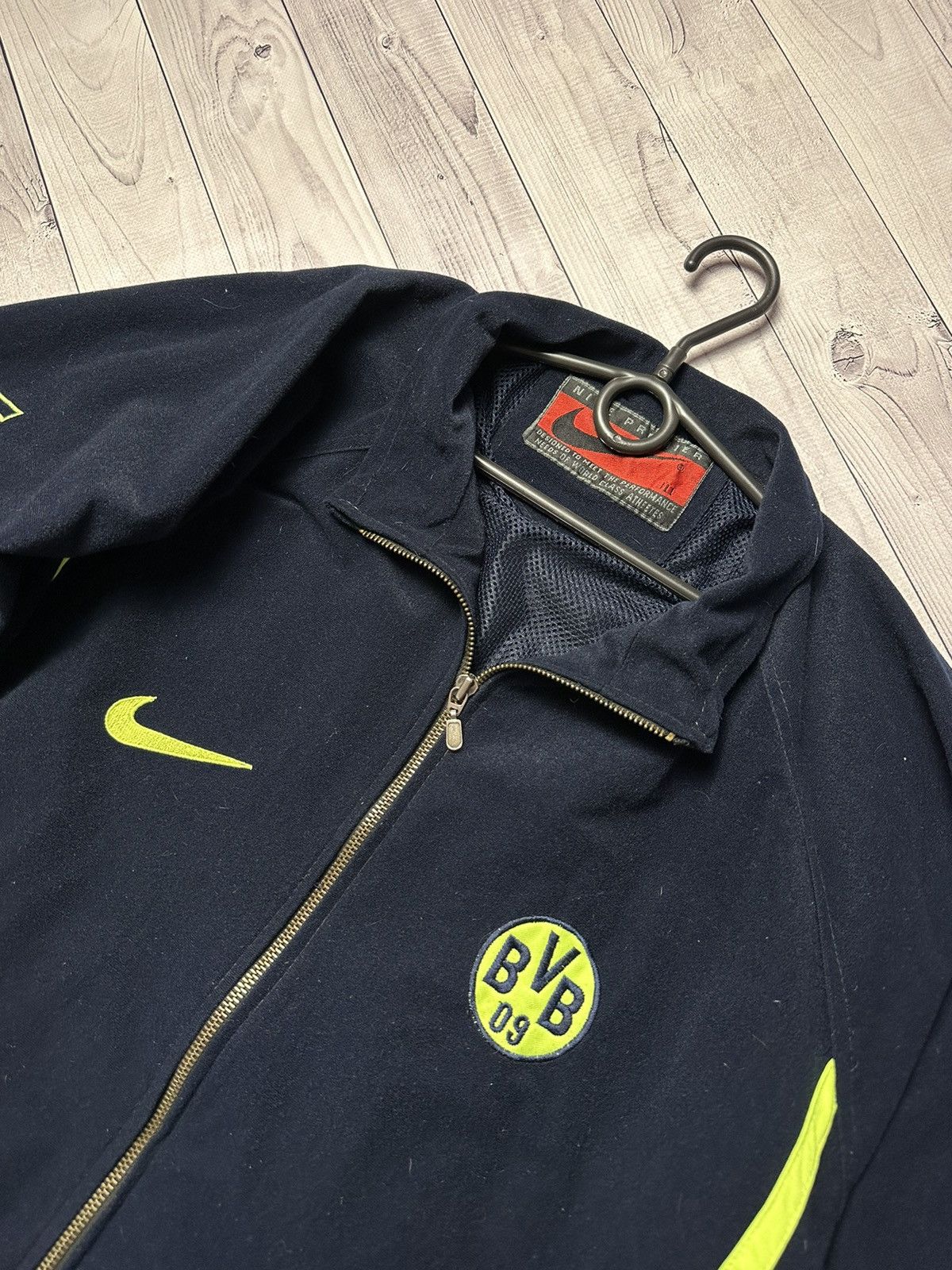 Nike × Vintage Vintage Nike Borussia Dortmund soccer tracksuit size M rare Size US M / EU 48-50 / 2 - 12 Thumbnail
