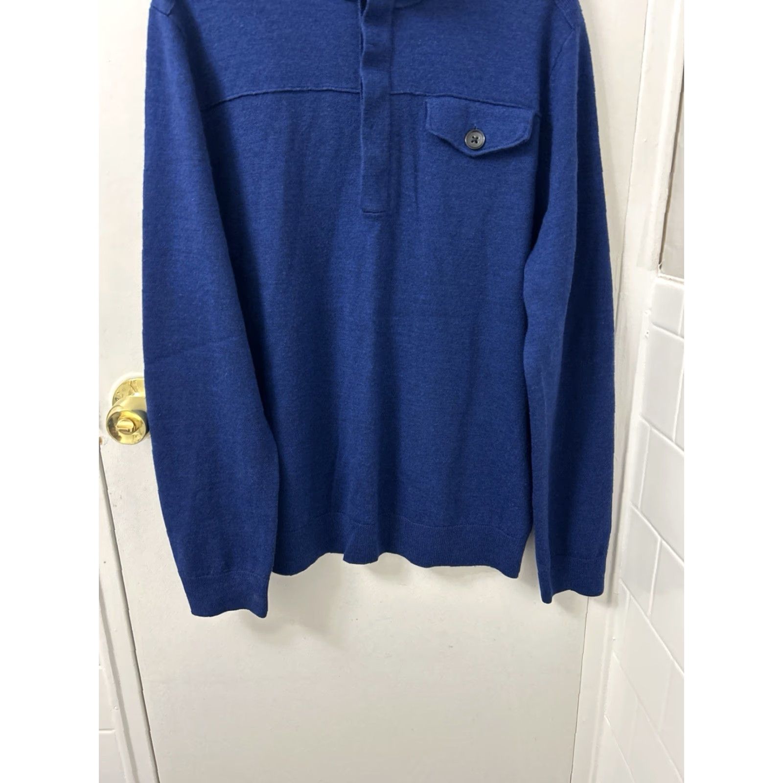 Banana Republic VINTAGE Banana Republic Sweater Mens M Blue 100% Merino Wool 1/4 Zip Pullover L/S Mens Size US M / EU 48-50 / 2 - 3 Thumbnail