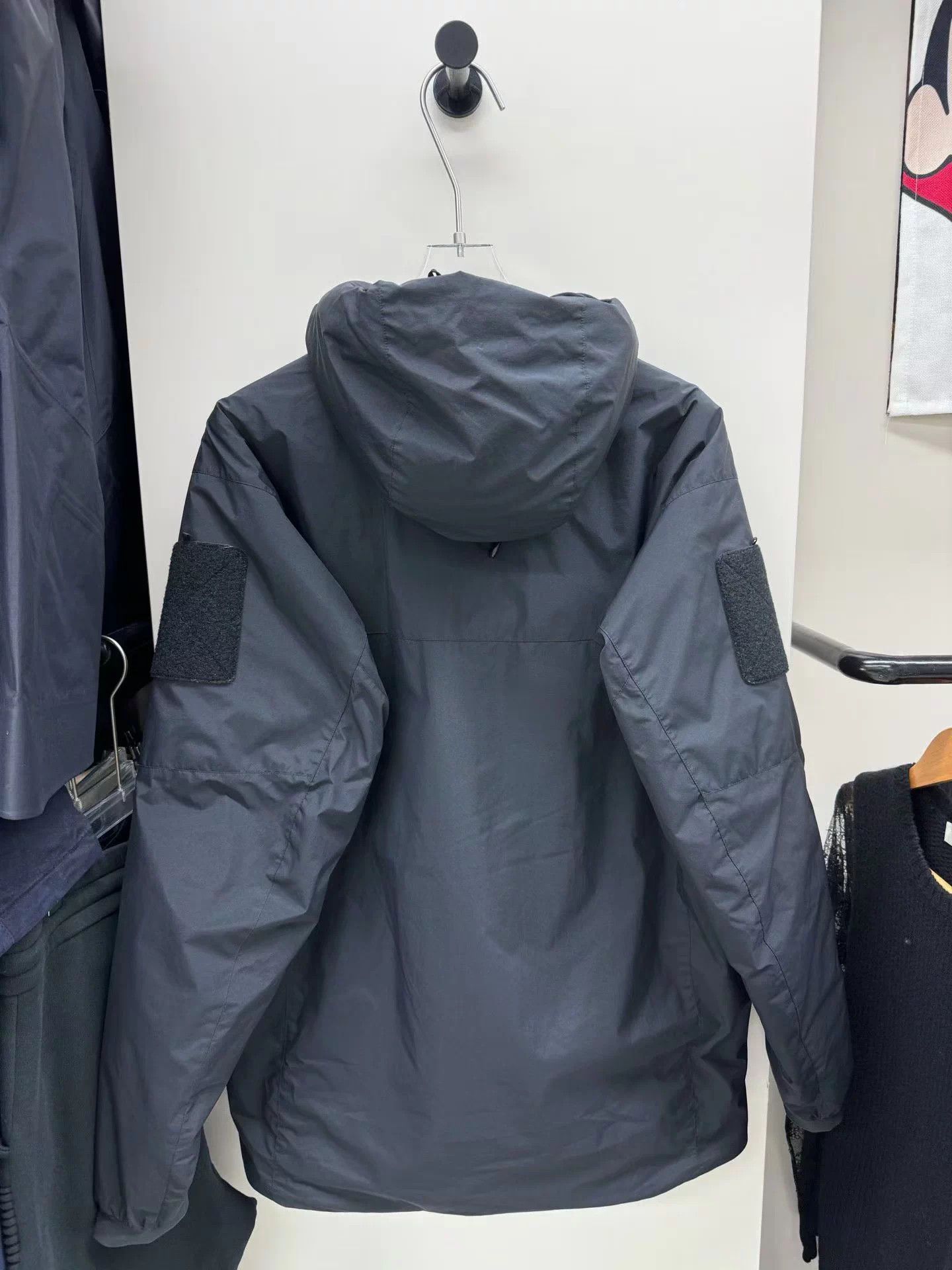Arc'teryx Arcteryx Leaf Cold Wx LT Gen 2 Cotton Jacket L 99New Size US L / EU 52-54 / 3 - 2 Thumbnail