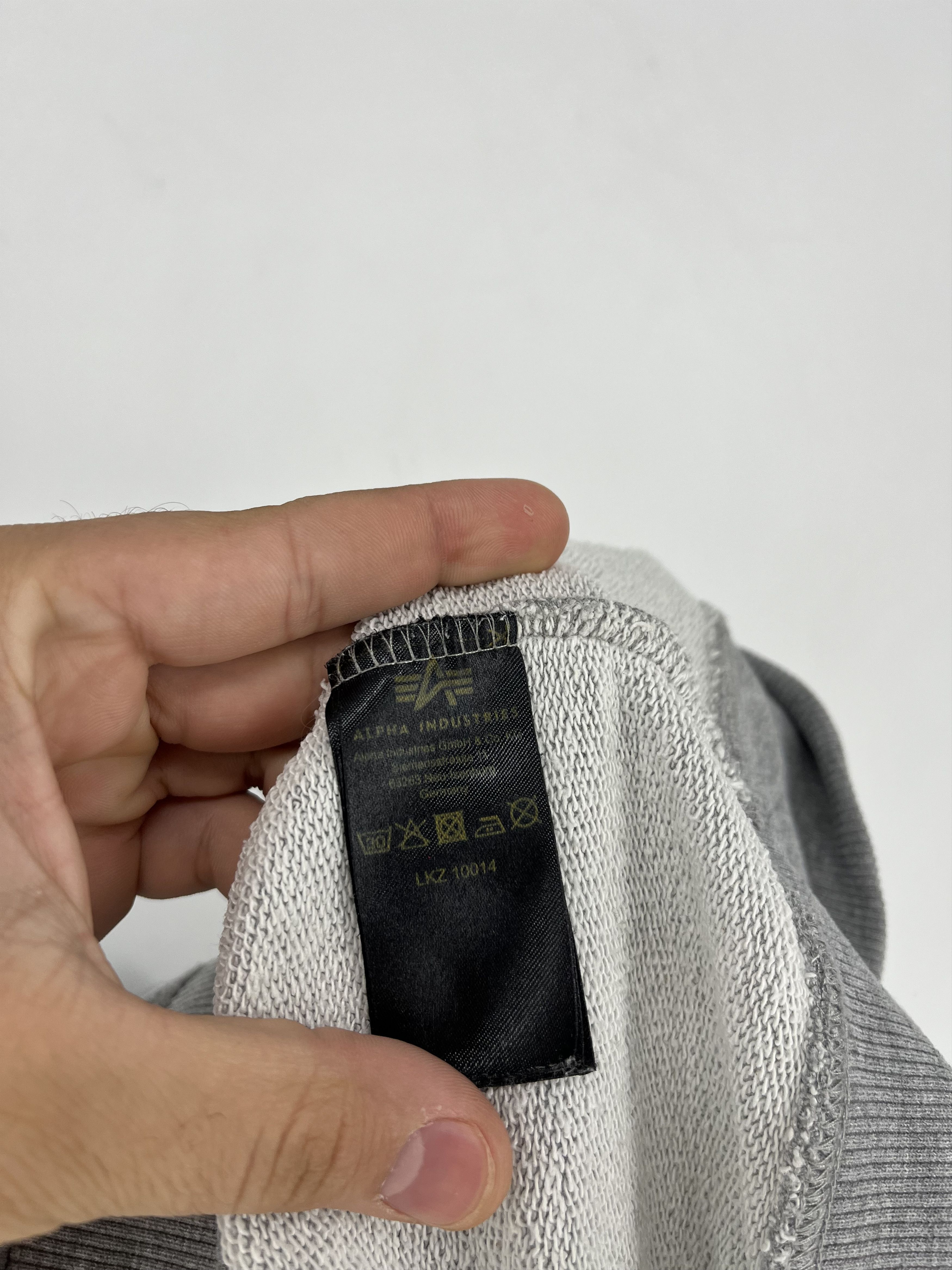 Alpha Industries × Vintage Alpha Industries Grey Sweatshirt With Tape Size M Size US M / EU 48-50 / 2 - 12 Thumbnail