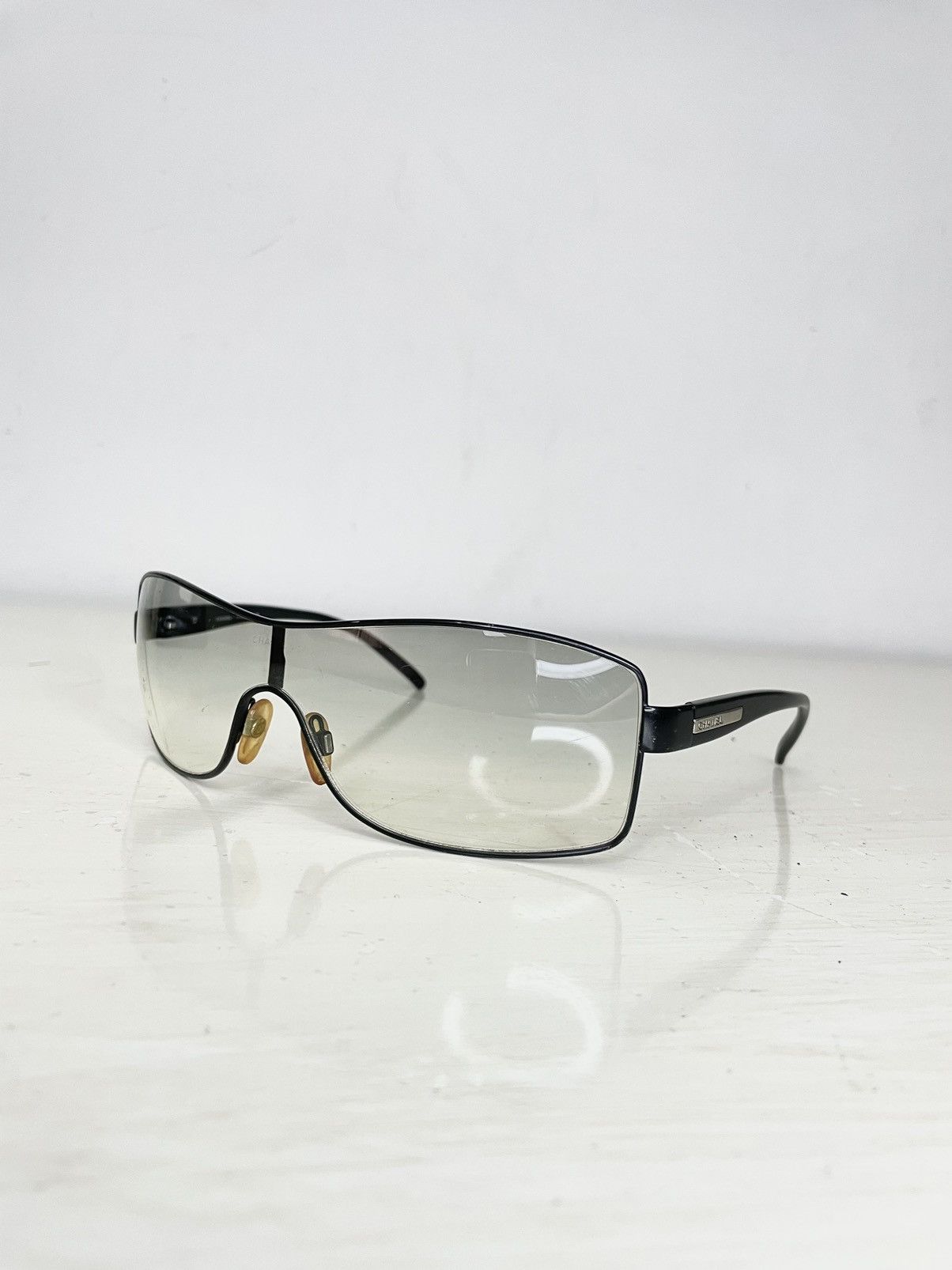 Chanel Early 2000 Chanel Sunglasses Y2K Size ONE SIZE - 2 Thumbnail