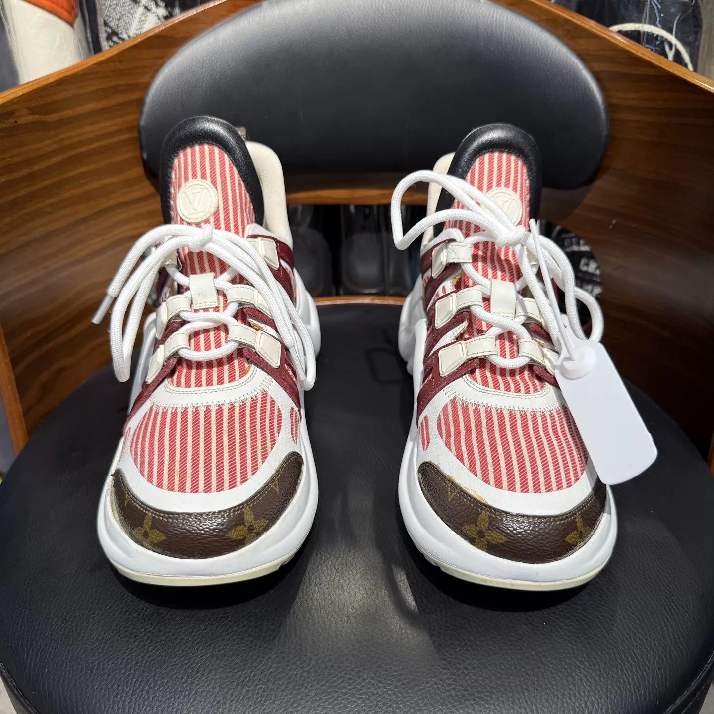 Louis Vuitton LV Archlight white/red monogram leather arch kicks Size US 6 / IT 36 - 2 Thumbnail