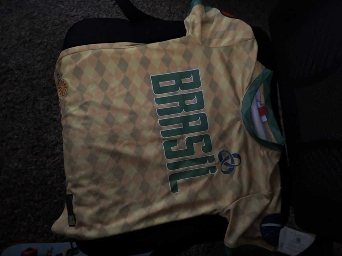 Balenciaga × Other yellow blue green brazil football/soccer jersey Size S / US 4 / IT 40 - 1 Thumbnail