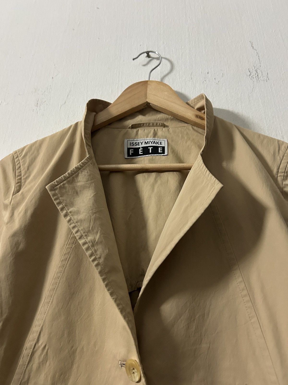 Issey Miyake × Japanese Brand × Vintage Issey Miyake Women Coat Blazer Size S / US 4 / IT 40 - 4 Thumbnail