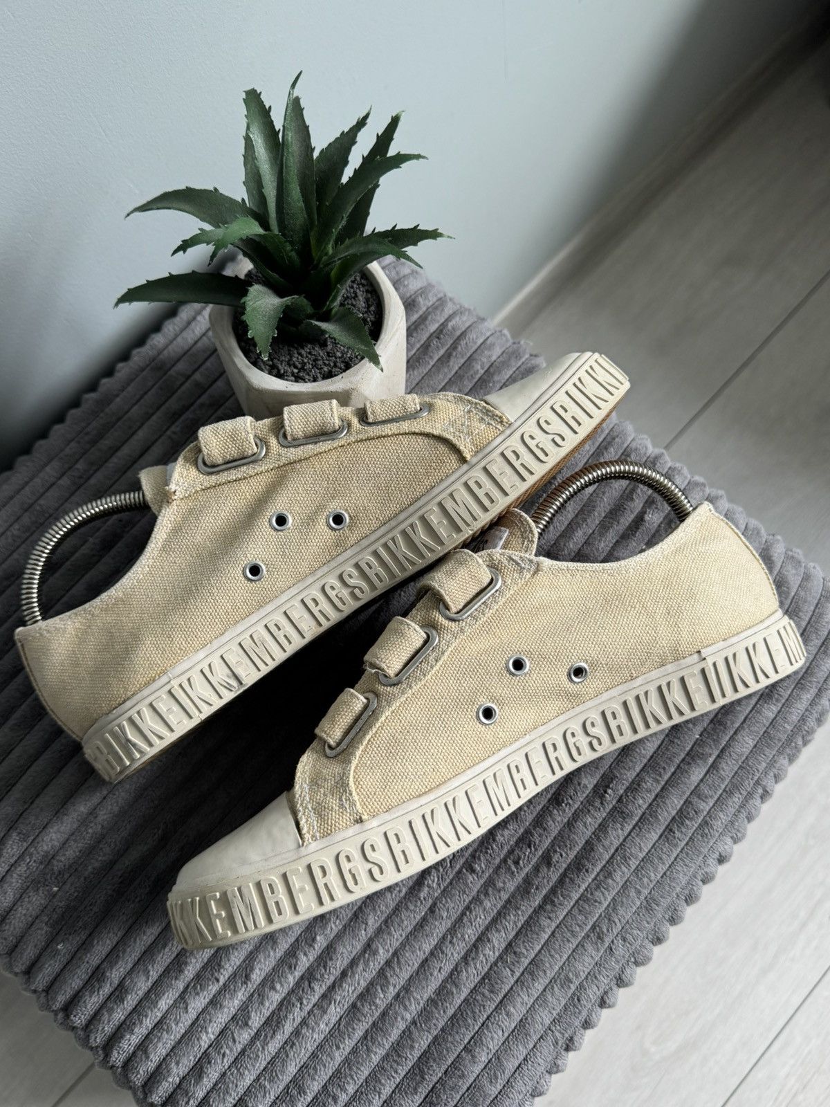 Dirk Bikkembergs Dirk Bikkembergs Canvas Y2K Shoes Sneakers Size US 6 / IT 36 - 6 Thumbnail