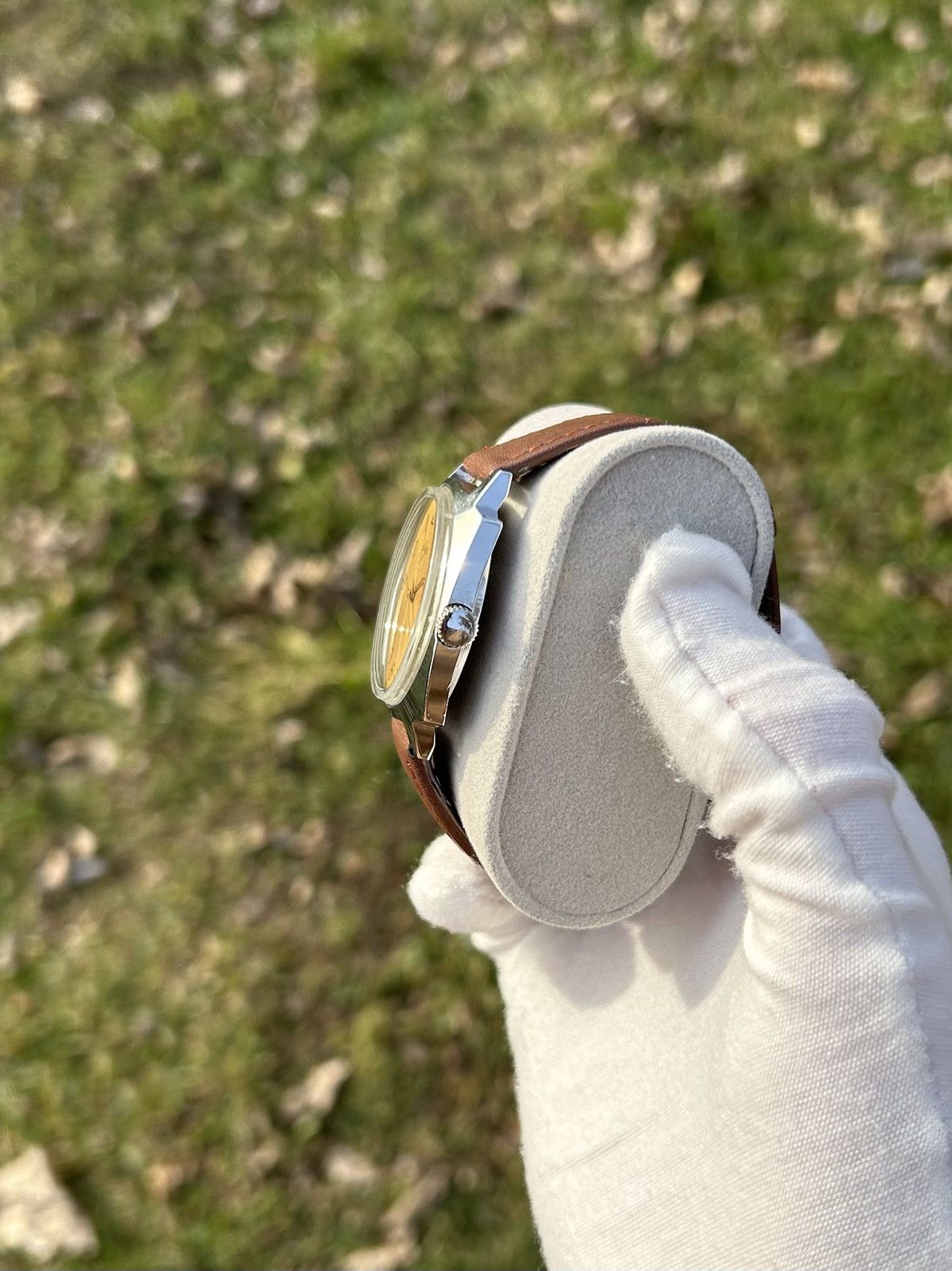 Vintage Vintage Watch Luch Soviet USSR Mechanical Retro 1980s Size ONE SIZE - 7 Thumbnail