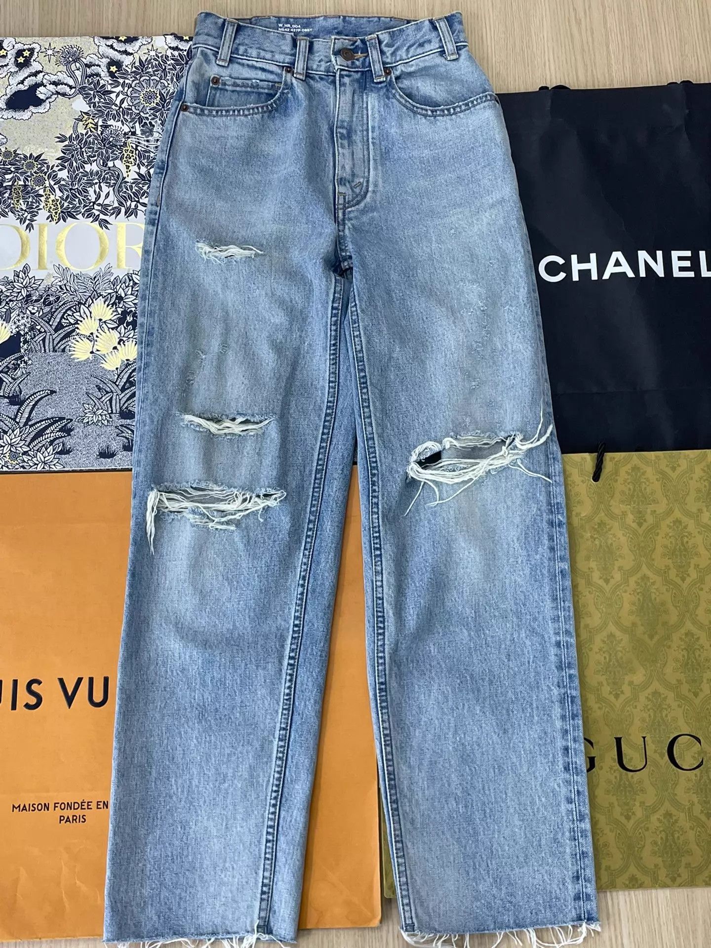 Celine Celine Light Wash Distressed Fringe Jeans Women's 25 Size 25" / US 0 / IT 36 - 1 Thumbnail