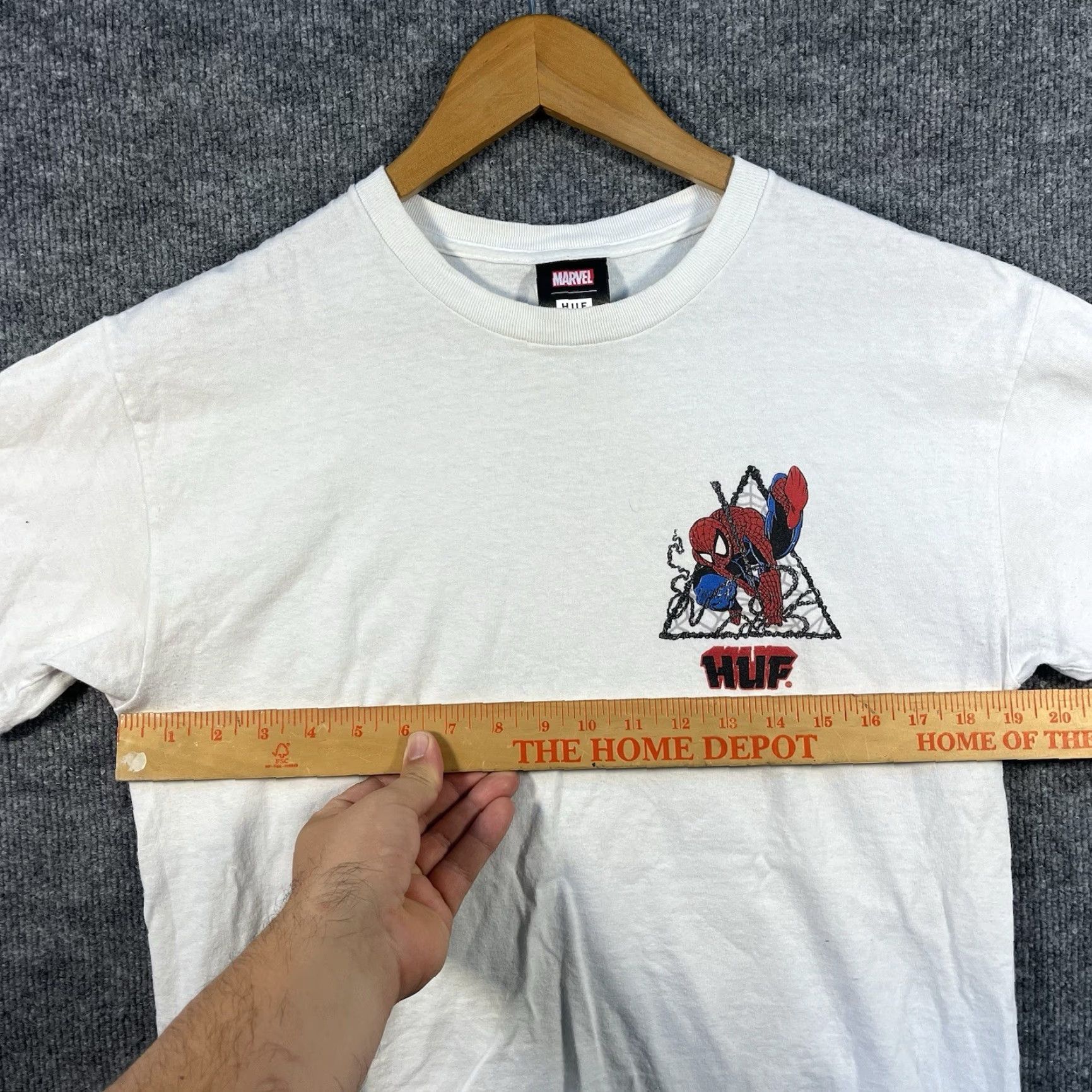 Vintage HUF x Marvel Spider-Man Double Sided T-Shirt Mens Medium White Crew Neck Short Sleeve Graphic Print Marvel Comics Size US M / EU 48-50 / 2 - 5 Thumbnail