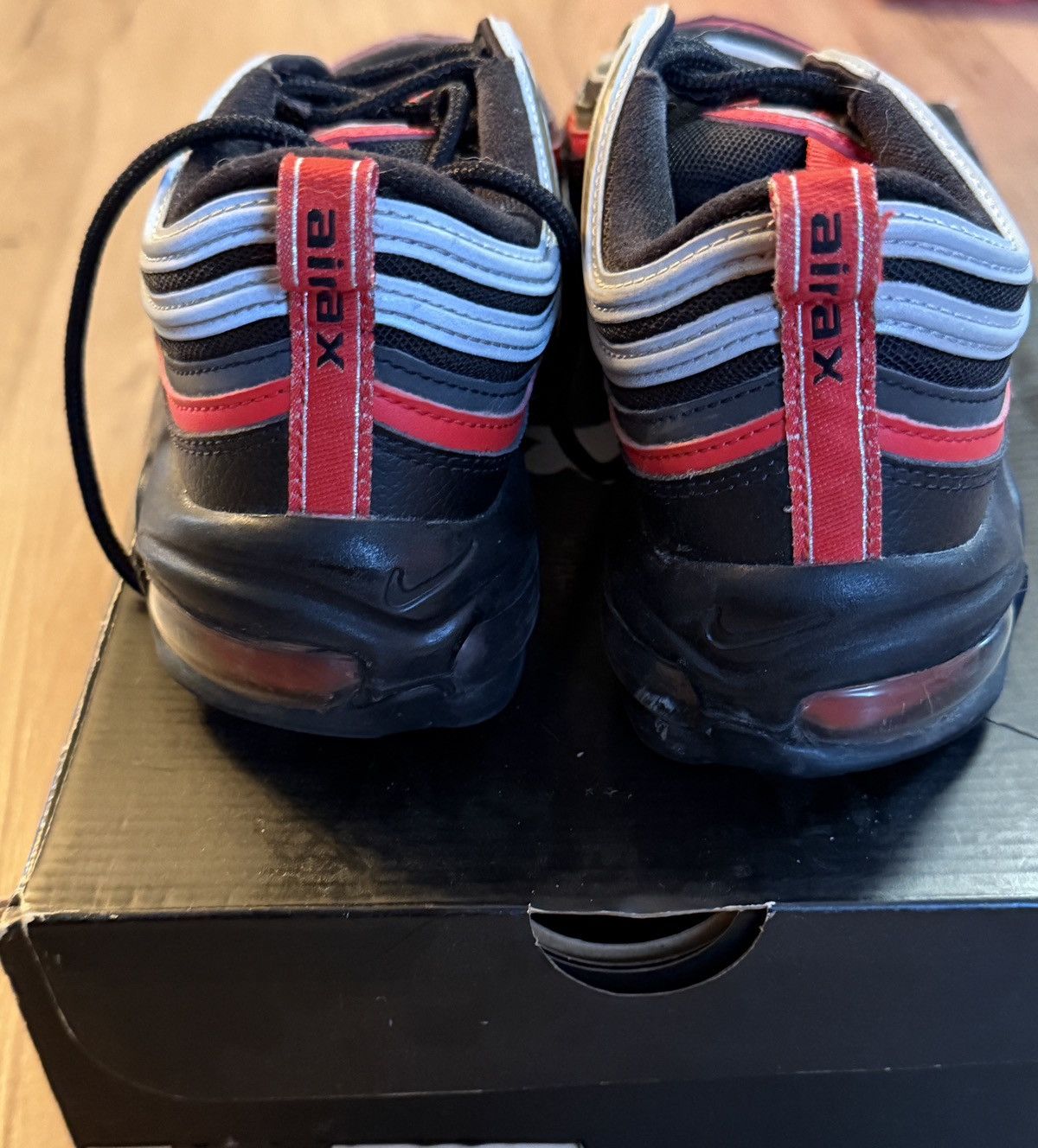 Nike Nike Air Max 97 Black/Red/Silver Size US 6 / IT 36 - 4 Thumbnail