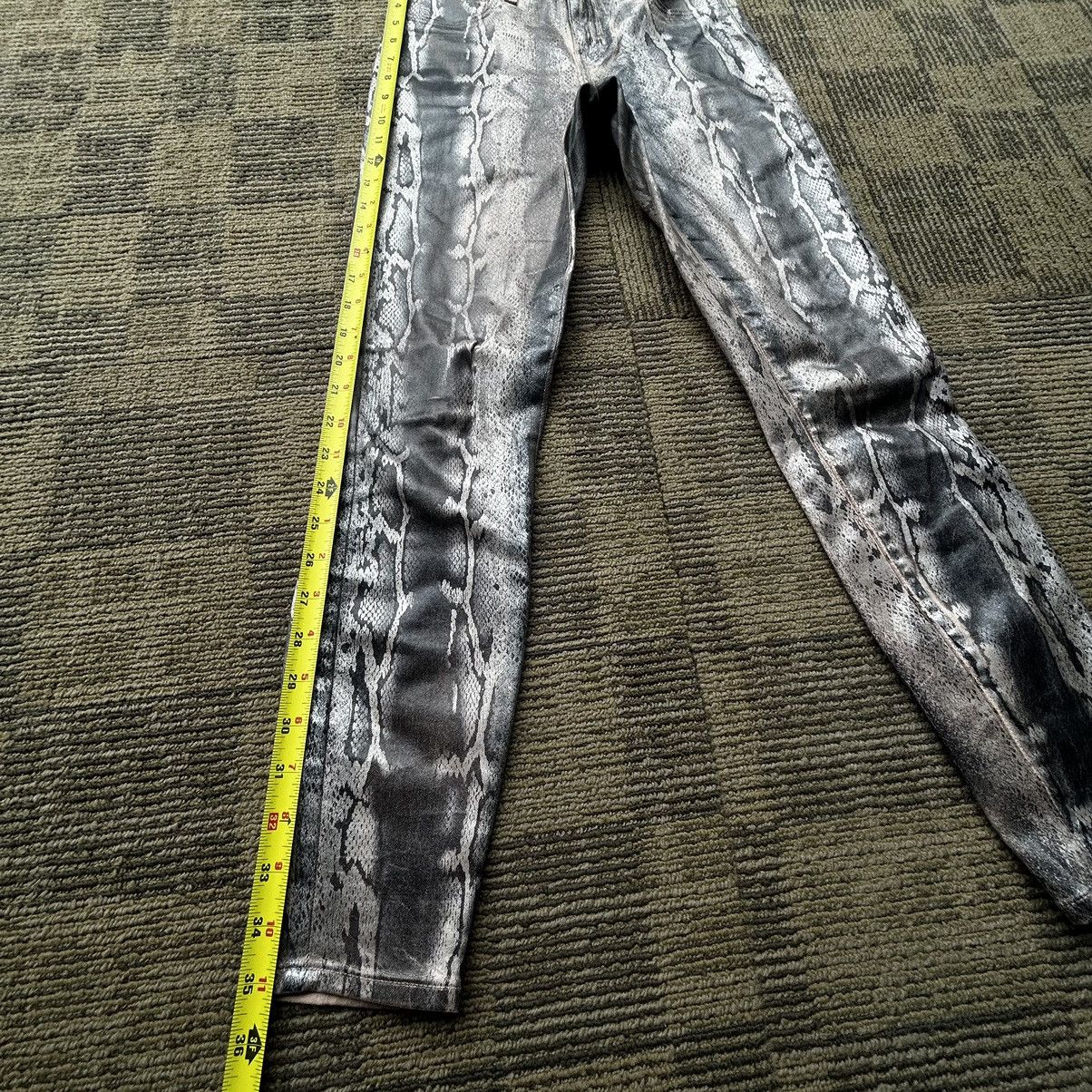 L'AGENCE L’Agence Margot Skinny Snakeskin Metallic Pink Pants Size 25" / US 0 / IT 36 - 5 Thumbnail