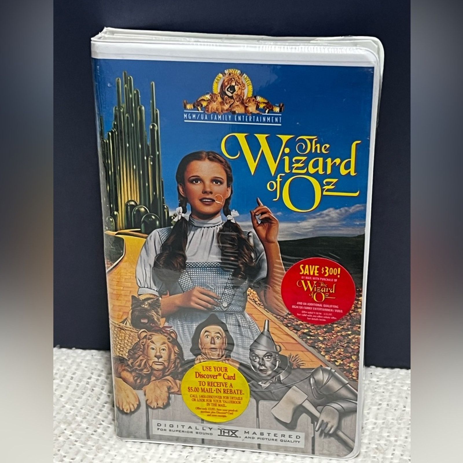 Other MGM The Wizard of Oz VHS 1996 Clam Shell Packaging Sealed Size ONE SIZE - 1 Thumbnail