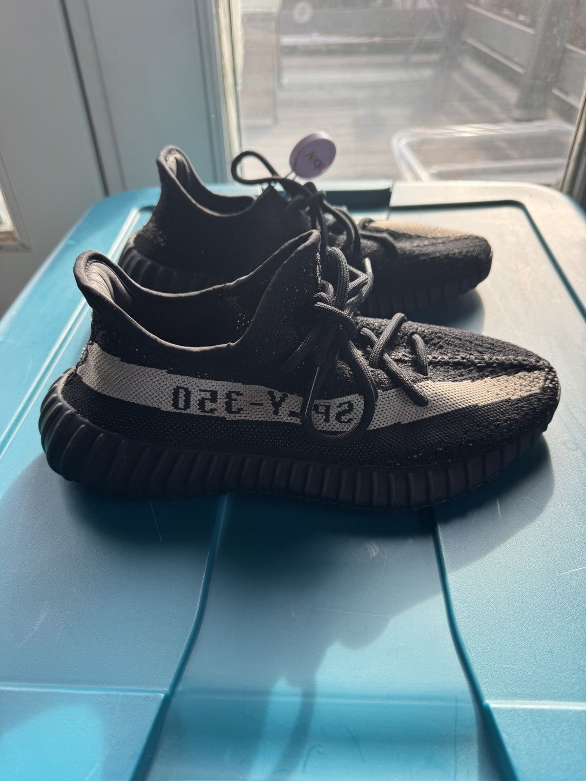 Adidas × Kanye West Yeezy Boost 350 V2 “Oreo” Size US 7 / EU 40 - 1 Thumbnail
