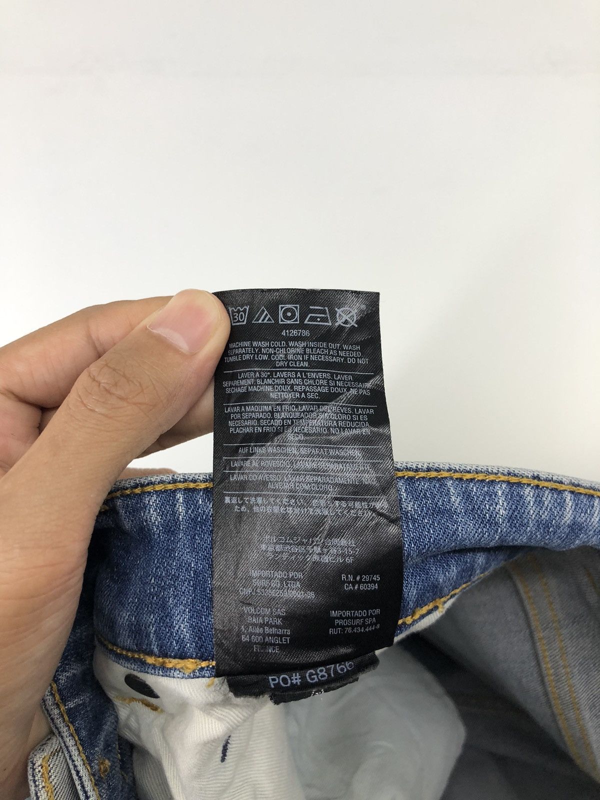 Volcom Vintage Volcom Solver Modern Straight Light Wash Jeans Size US 32 / EU 48 - 24 Thumbnail