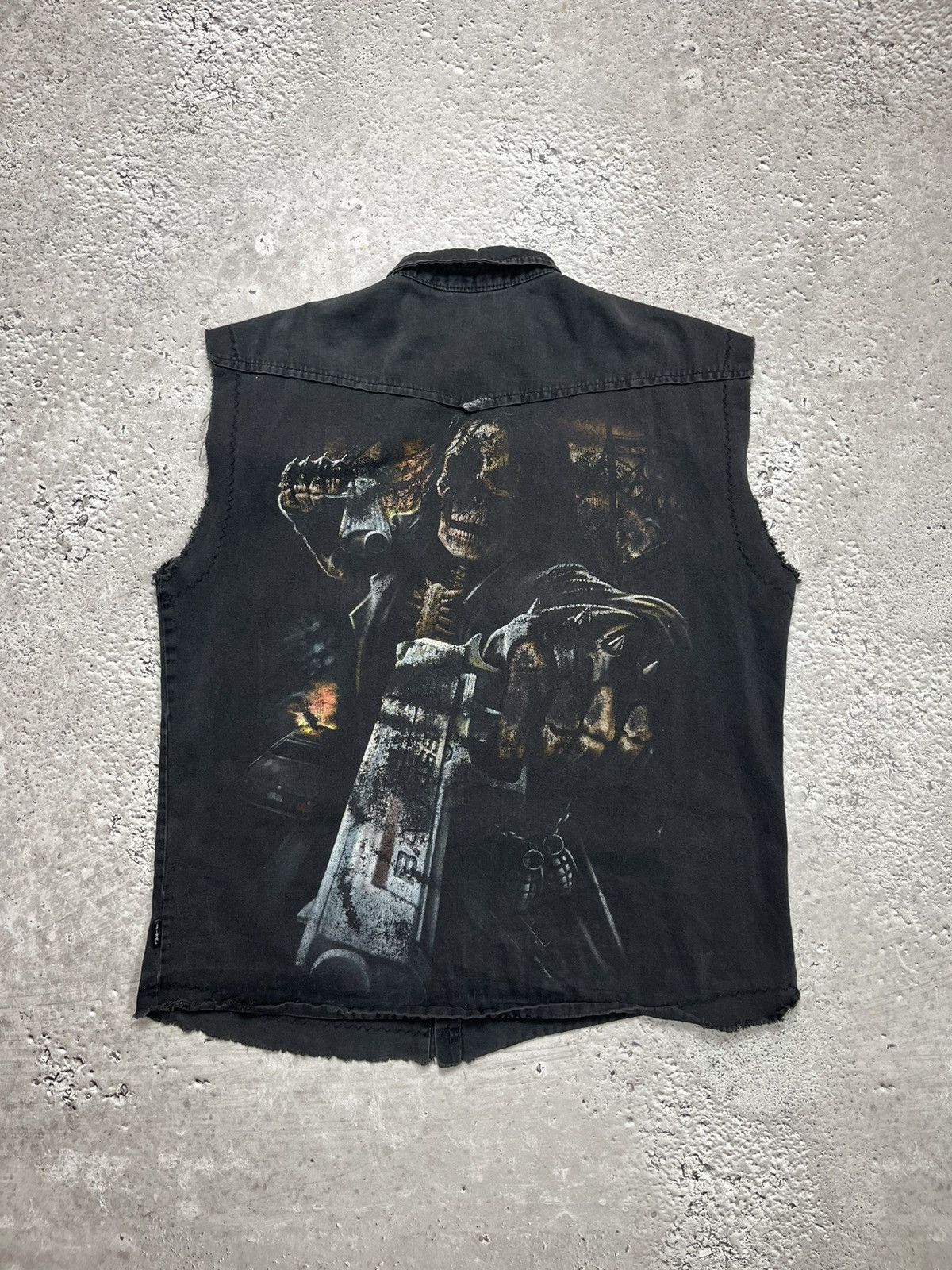 Other Spiral Direct Sleeveless Denim Shirt L Skull Gun Print Black Size US L / EU 52-54 / 3 - 10 Thumbnail
