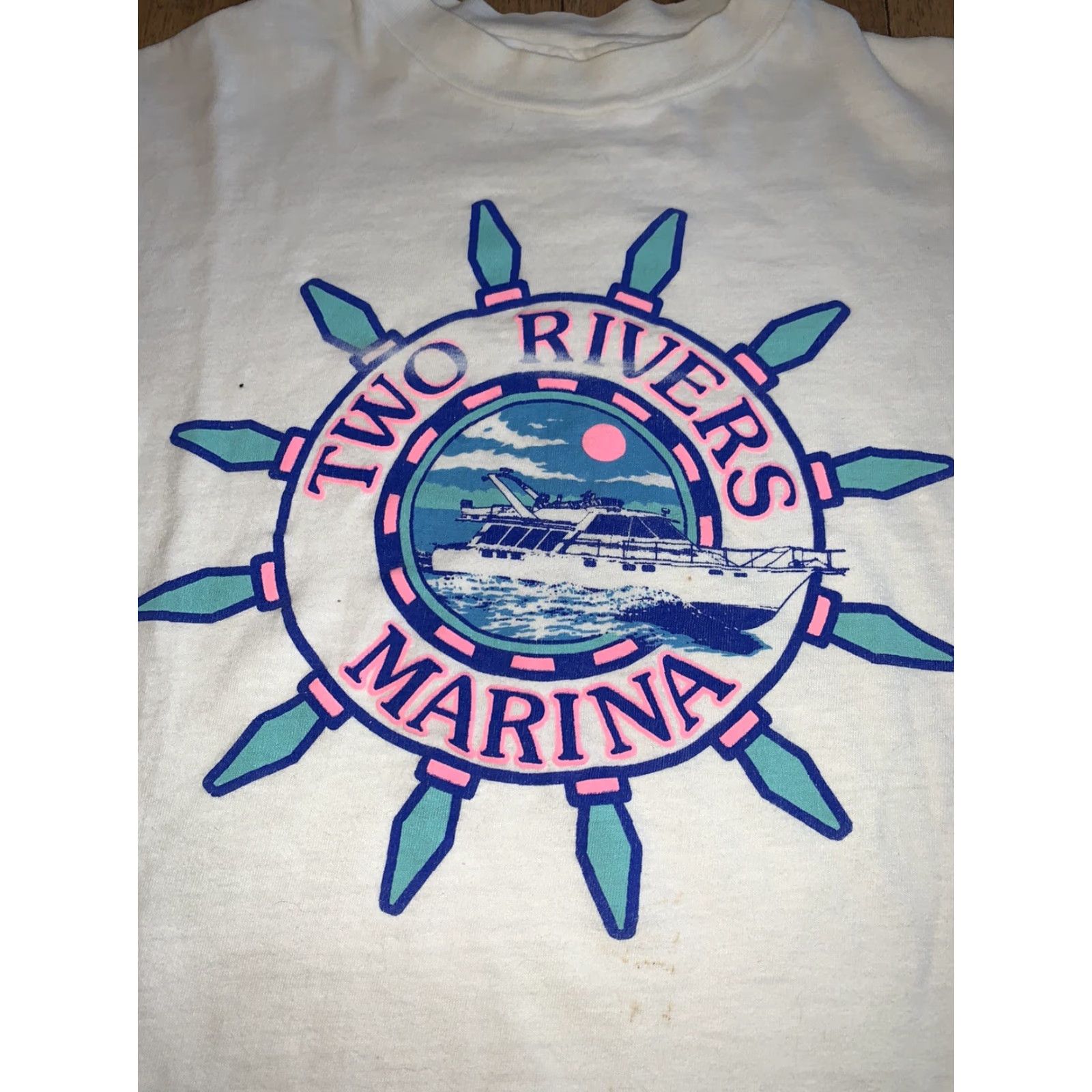 Hanes VINTAGE 90’s Two Rivers Marina Boat Shirt Hanes Single Stitch Shirt M White Mens Girls Mens Size US M / EU 48-50 / 2 - 2 Thumbnail
