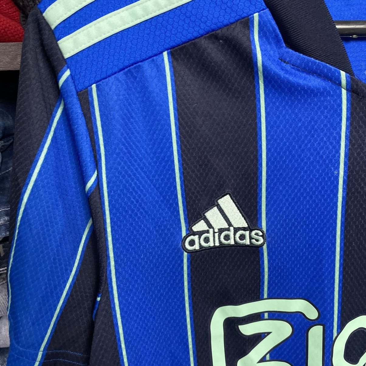 Adidas Mens Adidas FC Ajax 2021 Blue soccer player jersey size XS Size US XS / EU 42 / 0 - 4 Thumbnail