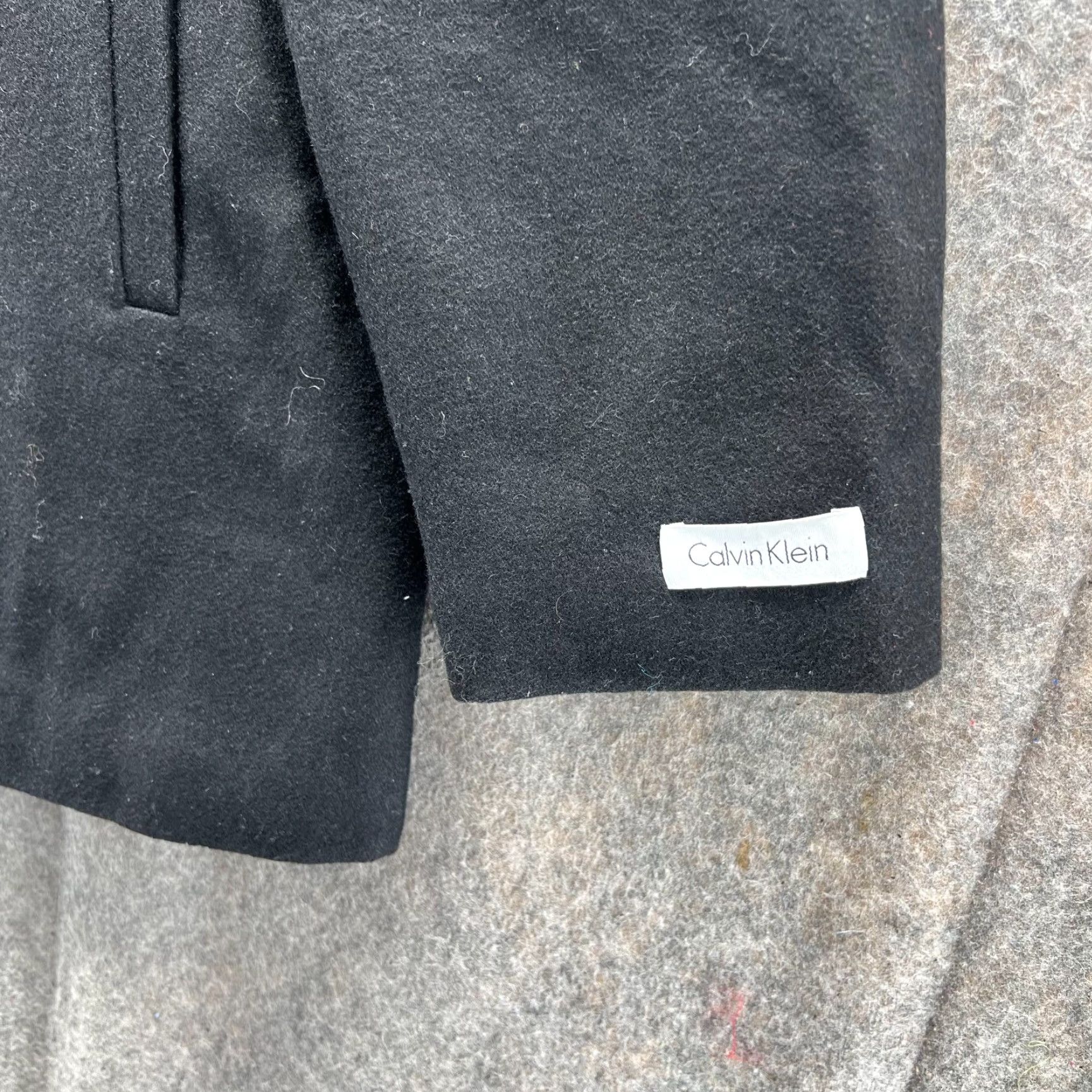 Calvin Klein VINTAGE Calvin Klein Pea Coat Jacket Men Large Black Wool Polyester Lined Long Coat Heavy Winter Casual Business 50 Chest Regular Size L Black Mens Size US L / EU 52-54 / 3 - 6 Thumbnail