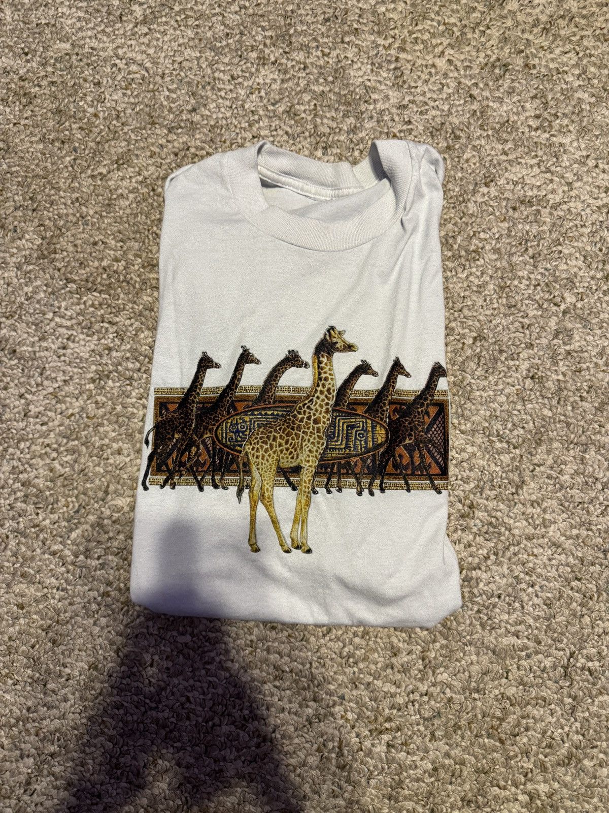 Other Vintage Giraffe T-Shirt Size US XL / EU 56 / 4 - 1 Thumbnail