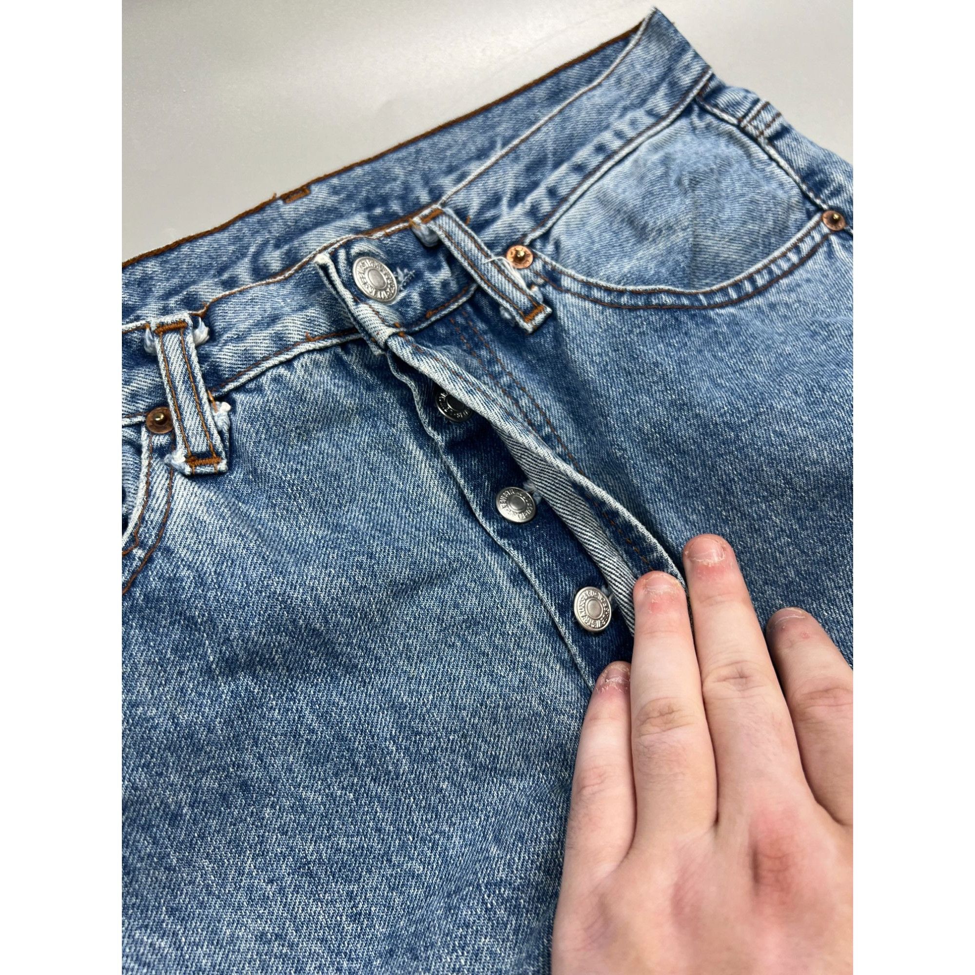 Levi's Levi’s 501 Made in USA Denim Jeans Pants (Y0912) Size US 31 - 7 Thumbnail