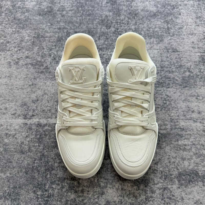 Louis Vuitton Louis Vuitton Low Top Trainer Sneakers for Men -2508 Size US 9.5 / EU 42-43 - 2 Thumbnail