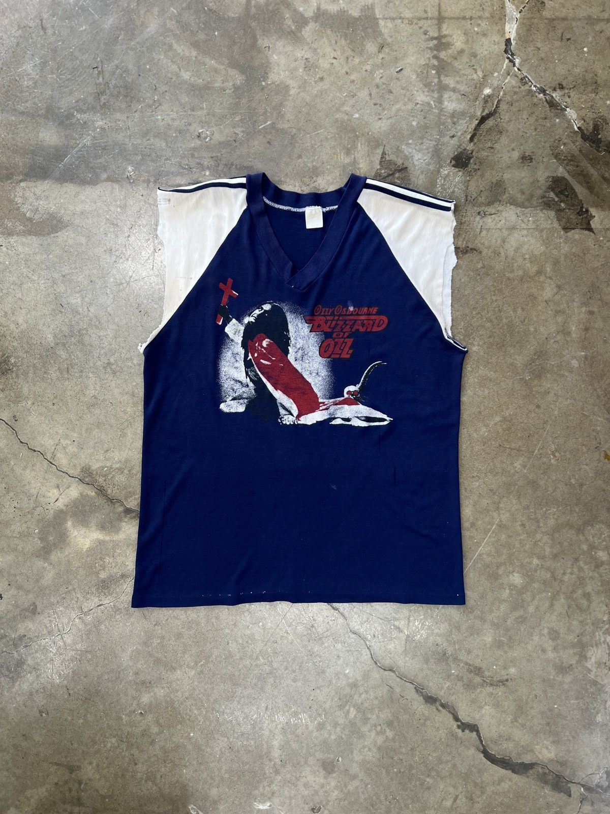 Band Tees Vintage 1981 Ozzy Osbourne Blizzard of Ozz Tour Tee Large Size US L / EU 52-54 / 3 - 2 Thumbnail