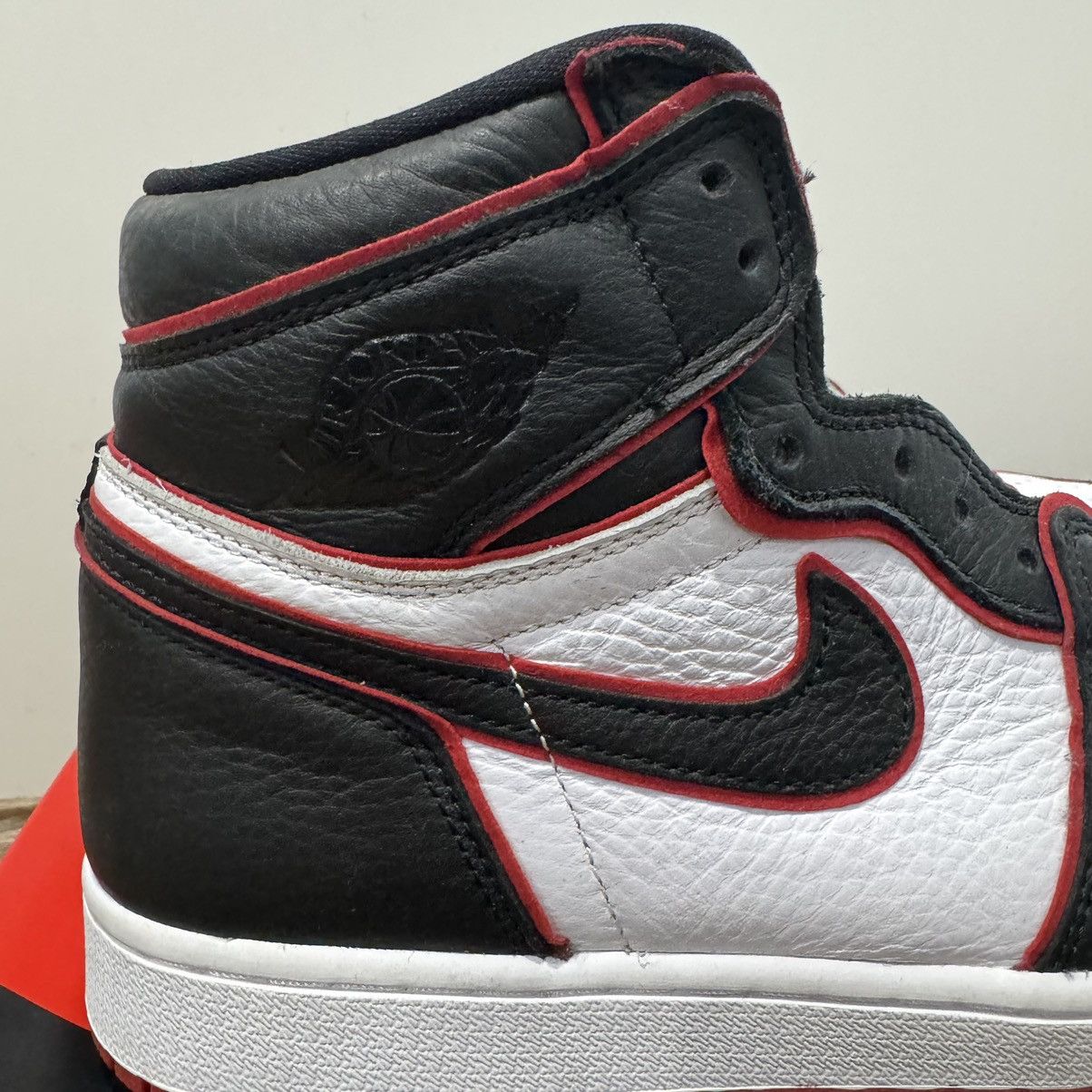 Jordan Brand Jordan 1 High Retro Bloodline Size US 10.5 / EU 43-44 - 6 Thumbnail