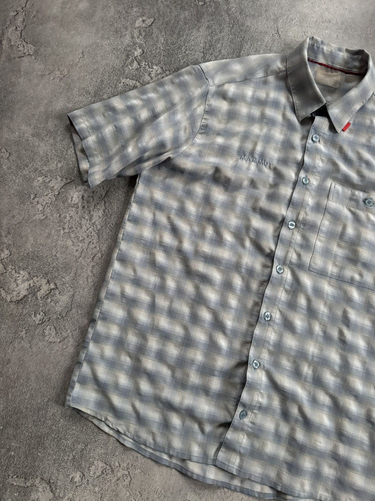 Mammut Mammut L button up Chekered shirt short sleeve outdoor Size US L / EU 52-54 / 3 - 7 Thumbnail