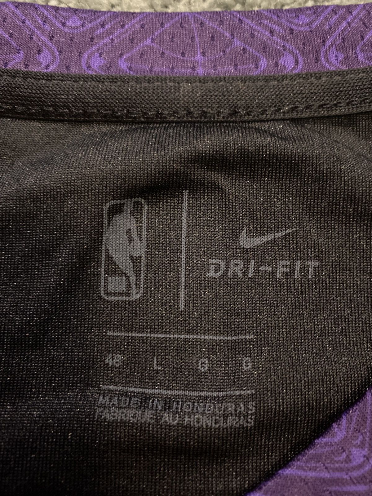 Nike Suns Kelly Oubre jersey Size US L / EU 52-54 / 3 - 6 Thumbnail