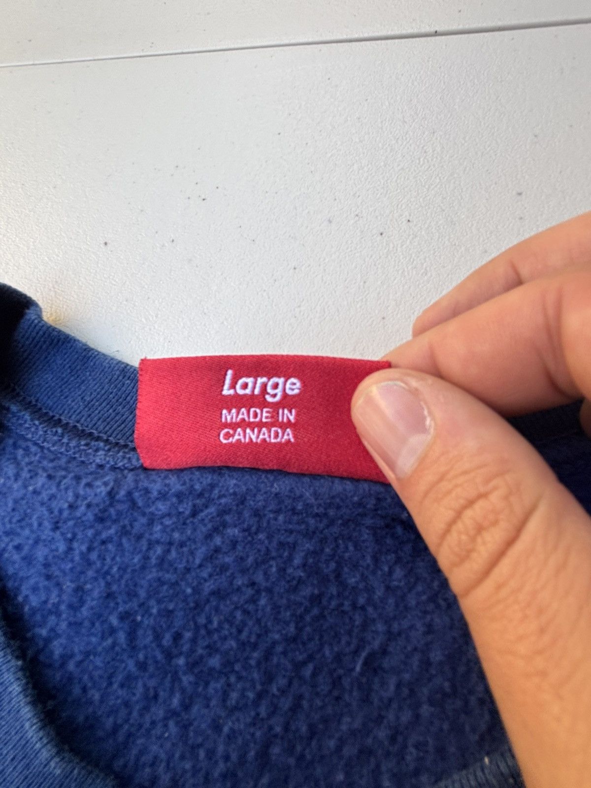 Supreme Supreme Small Box Logo Crewneck Navy Size US L / EU 52-54 / 3 - 4 Thumbnail