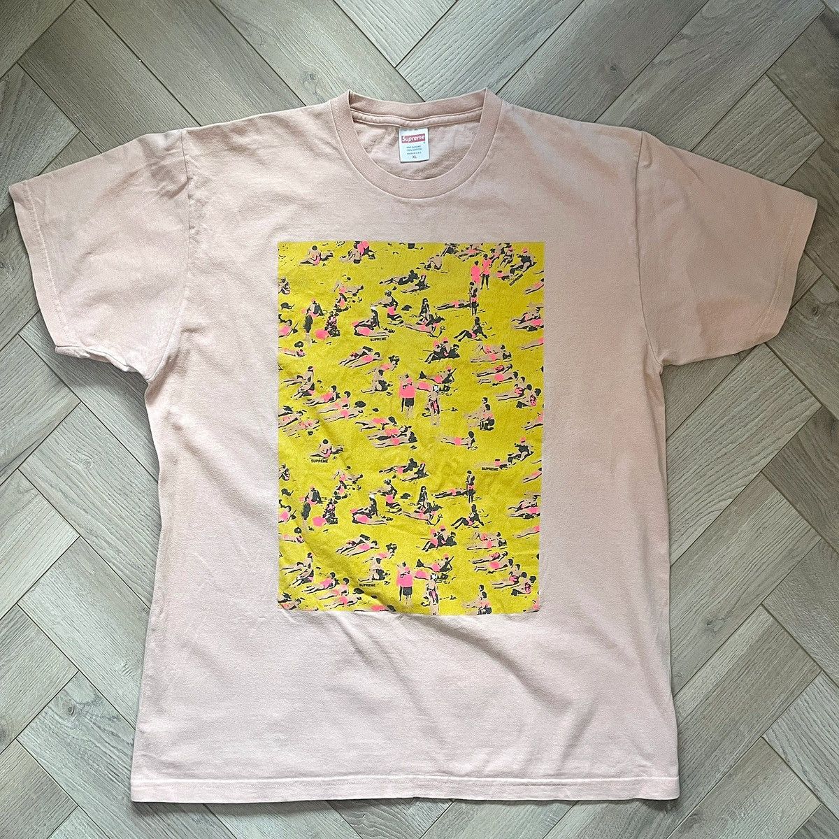 Supreme Supreme SS16 Beach T Shirt in Peach Size US XL / EU 56 / 4 - 1 Thumbnail