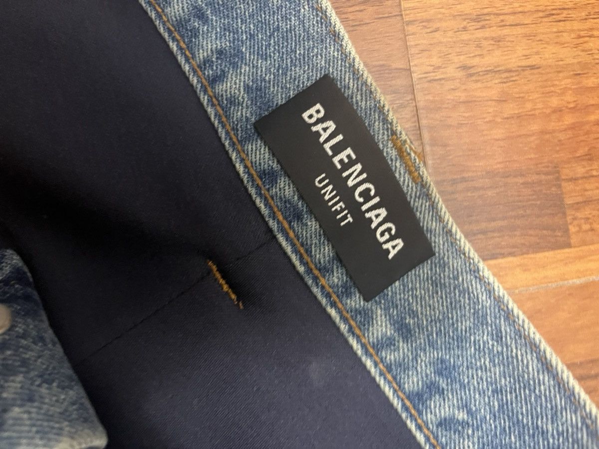 Balenciaga Balenciaga 21FW afterworld distressed jeans Size US 29 - 4 Thumbnail
