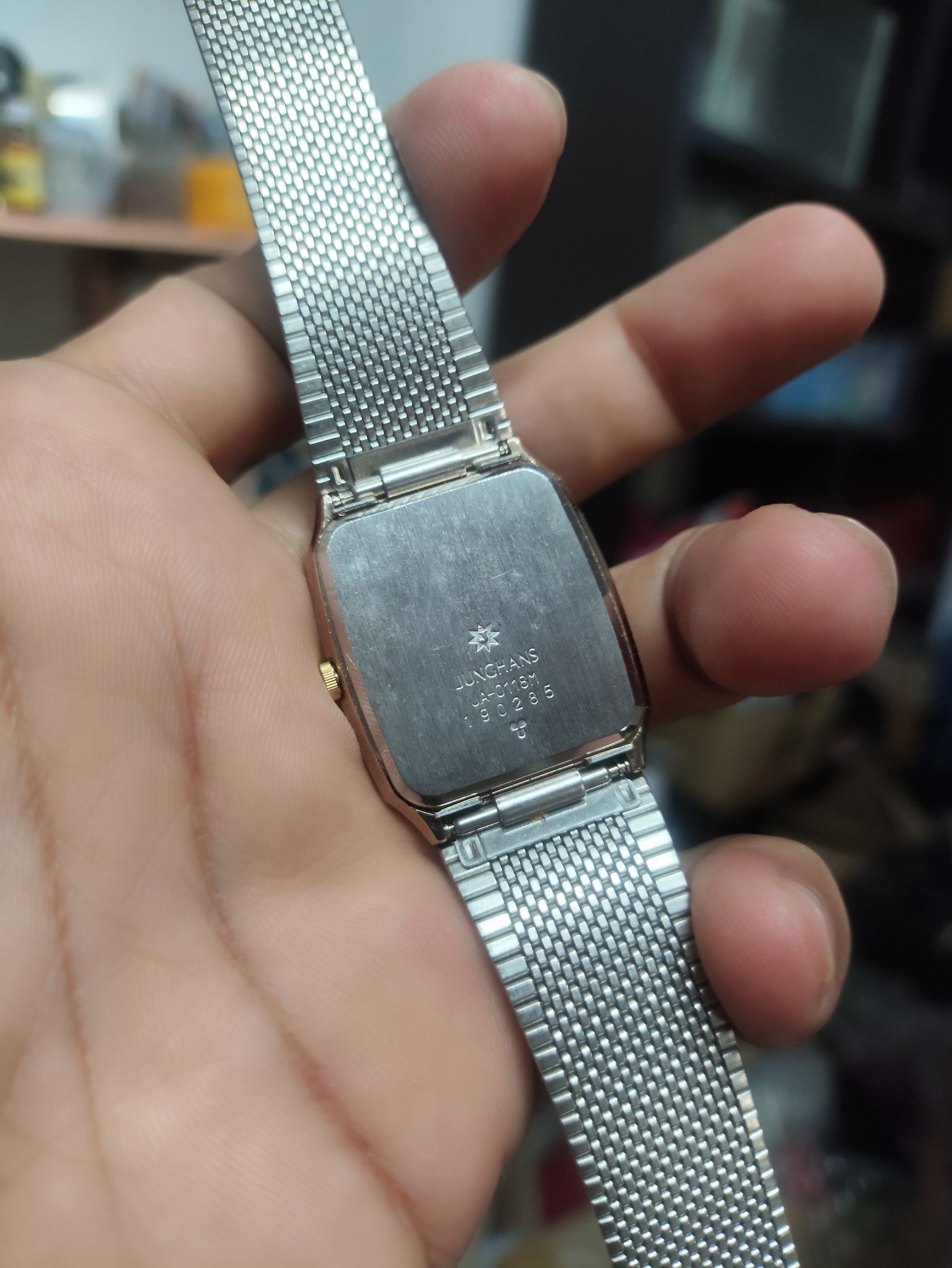 Junghans Retro 💥 JUNGHANS SWISS WATCH. QUARTZ ENGINE. Size ONE SIZE - 5 Thumbnail