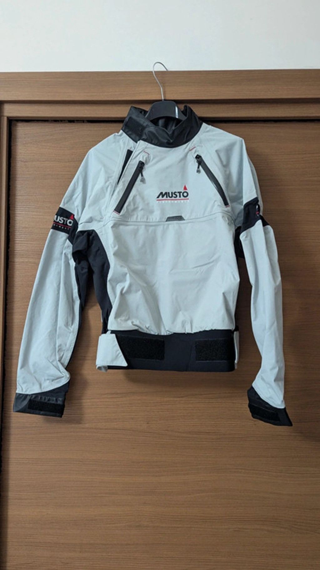 Musto Musto performance br1 spray top women's jacket Size S / US 4 / IT 40 - 1 Thumbnail