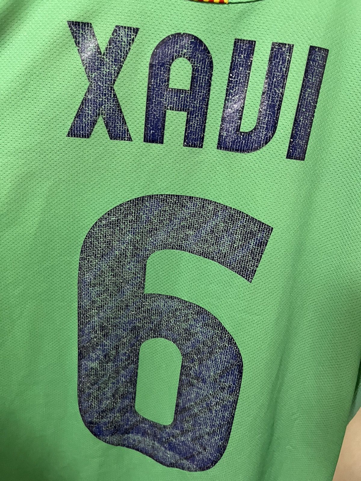 Other Nike Barcelona Away Vintage 10/11 #6 Xavi Jersey Size US XL / EU 56 / 4 - 13 Thumbnail