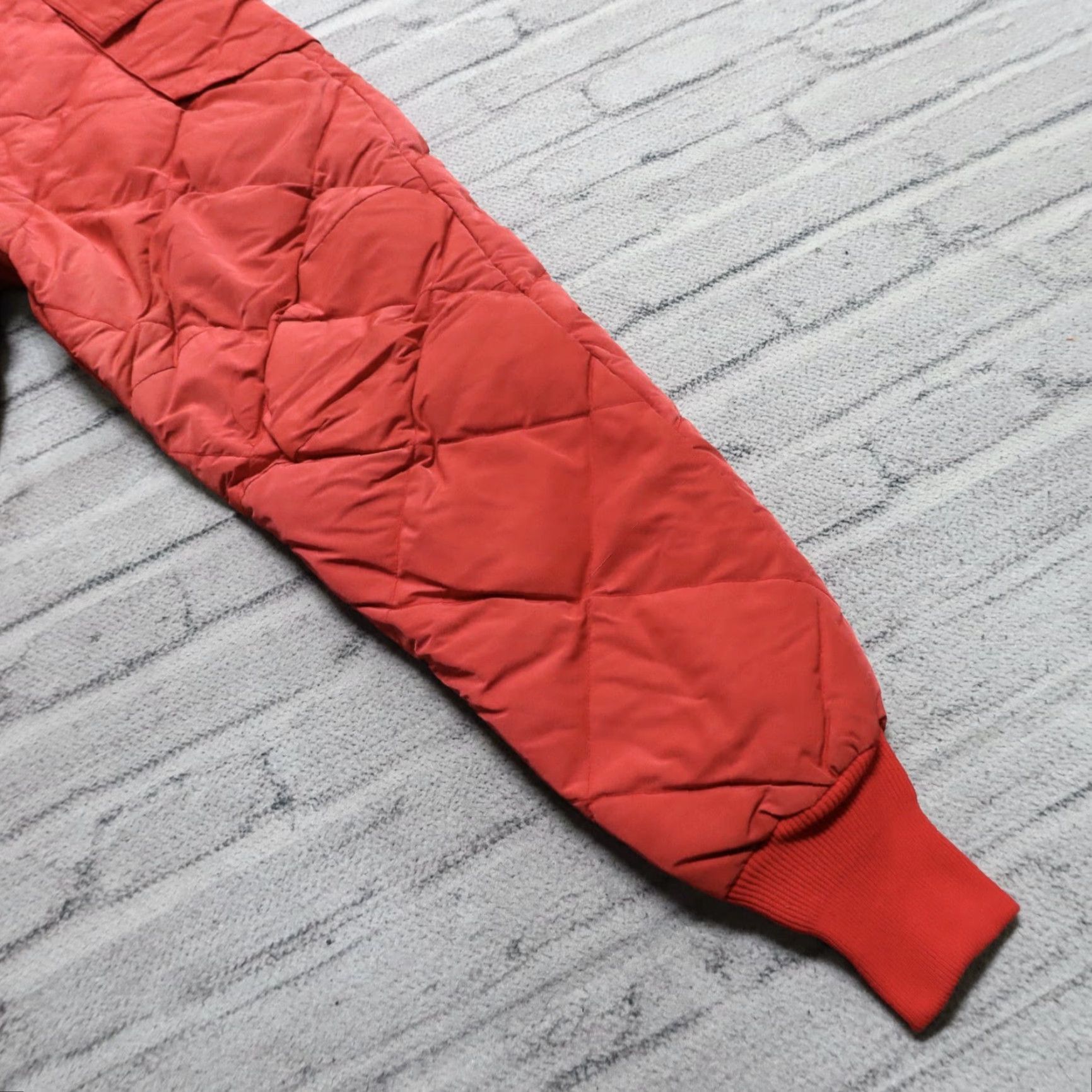 Eddie Bauer VINTAGE Eddie Bauer Pants Quilted Down Kara Koram Made in USA S Red Puffer Mens Size US 29 - 6 Thumbnail