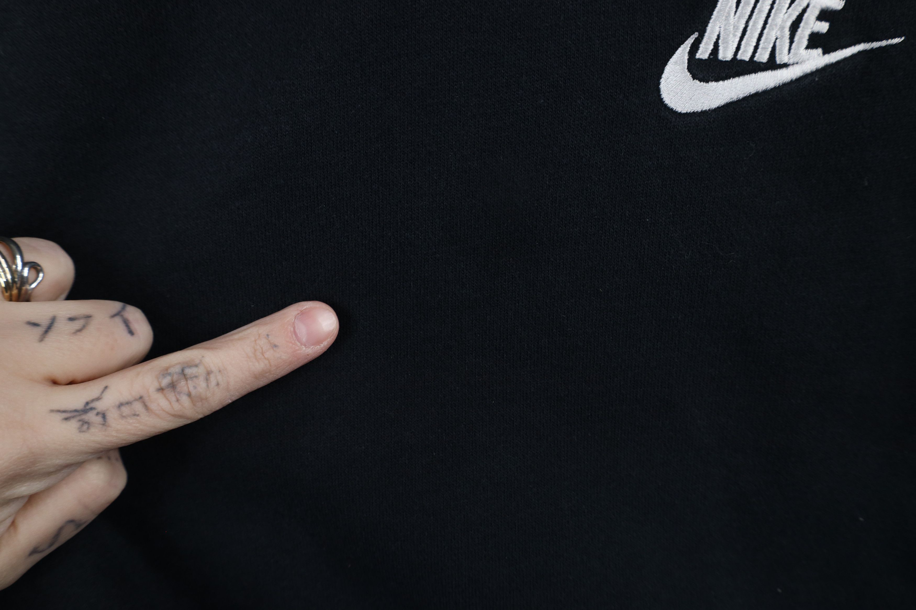 Nike Vintage Y2K Nike Scott Mini Swoosh Crewneck Sweatshirt Size US L / EU 52-54 / 3 - 5 Thumbnail