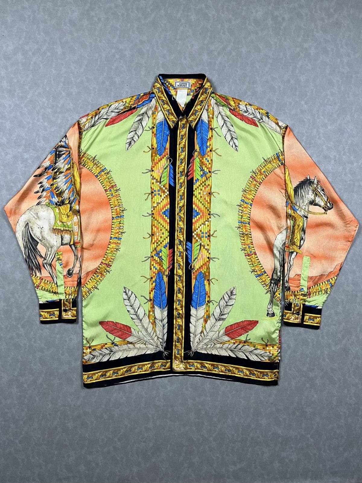 Versace 90s Gianni versace NATIVE AMERICAN silk Size US L / EU 52-54 / 3 - 2 Thumbnail