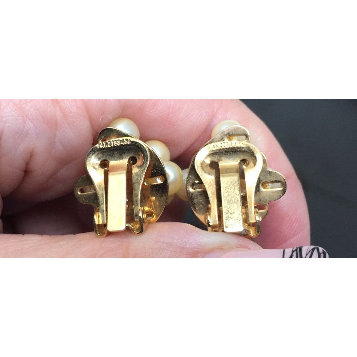 Other Women's Gold Tone Cluster Clip on Earrings with Faux Pearls Size ONE SIZE - 8 Thumbnail