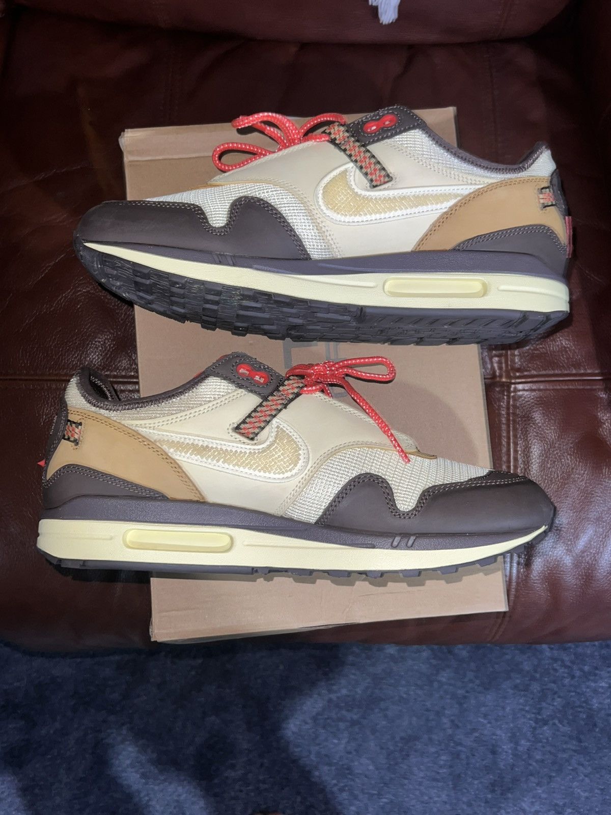 Nike × Travis Scott Nike airmax 1 x travis scott Size US 11 / EU 44 - 2 Thumbnail