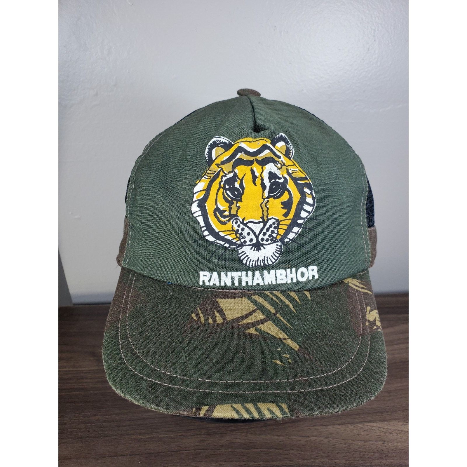 Vintage RANTHAMBHOR Tiger Hat Snapback Cap Green National Park India Size ONE SIZE - 3 Thumbnail